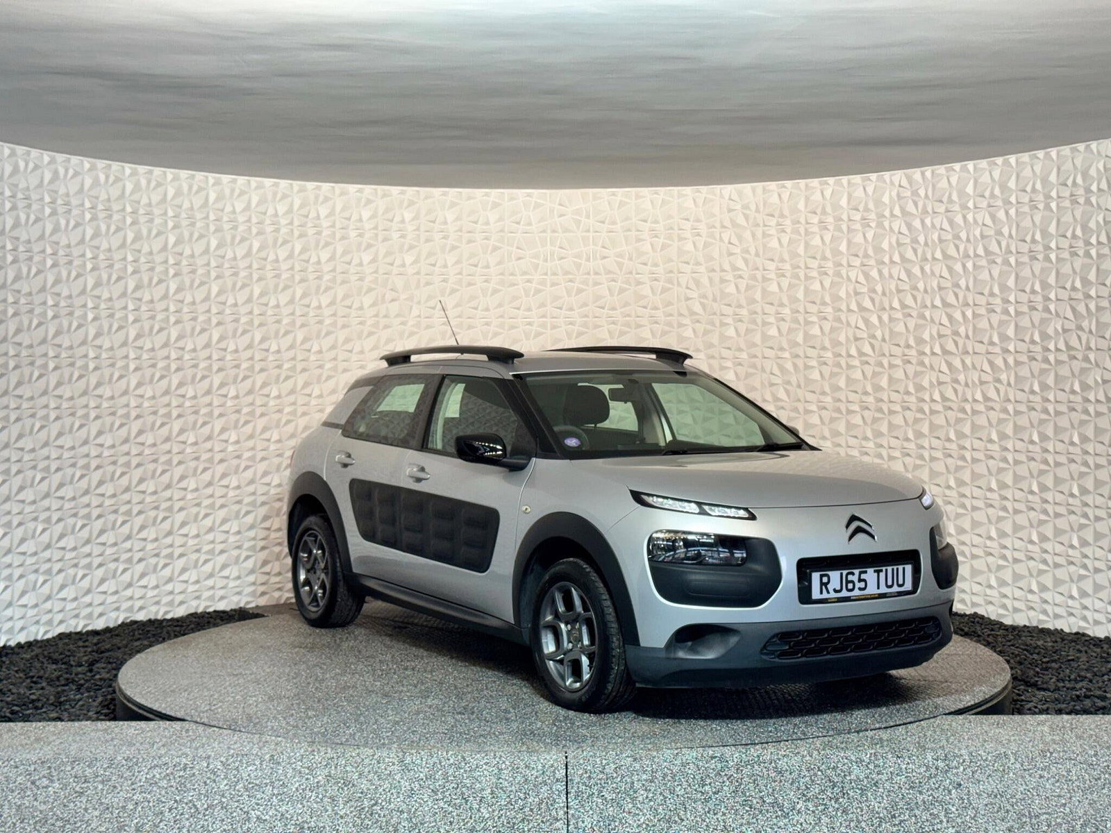 Citroen C4 Cactus 1.2 PureTech Feel Euro 6 (s/s) 5dr 5dr Manual 2015