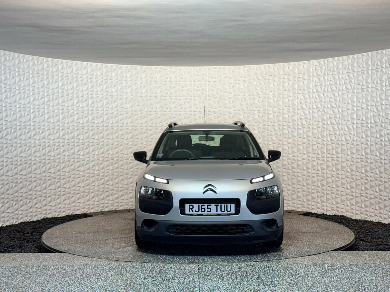 Citroen C4 Cactus 1.2 PureTech Feel Euro 6 (s/s) 5dr 5dr Manual 2015