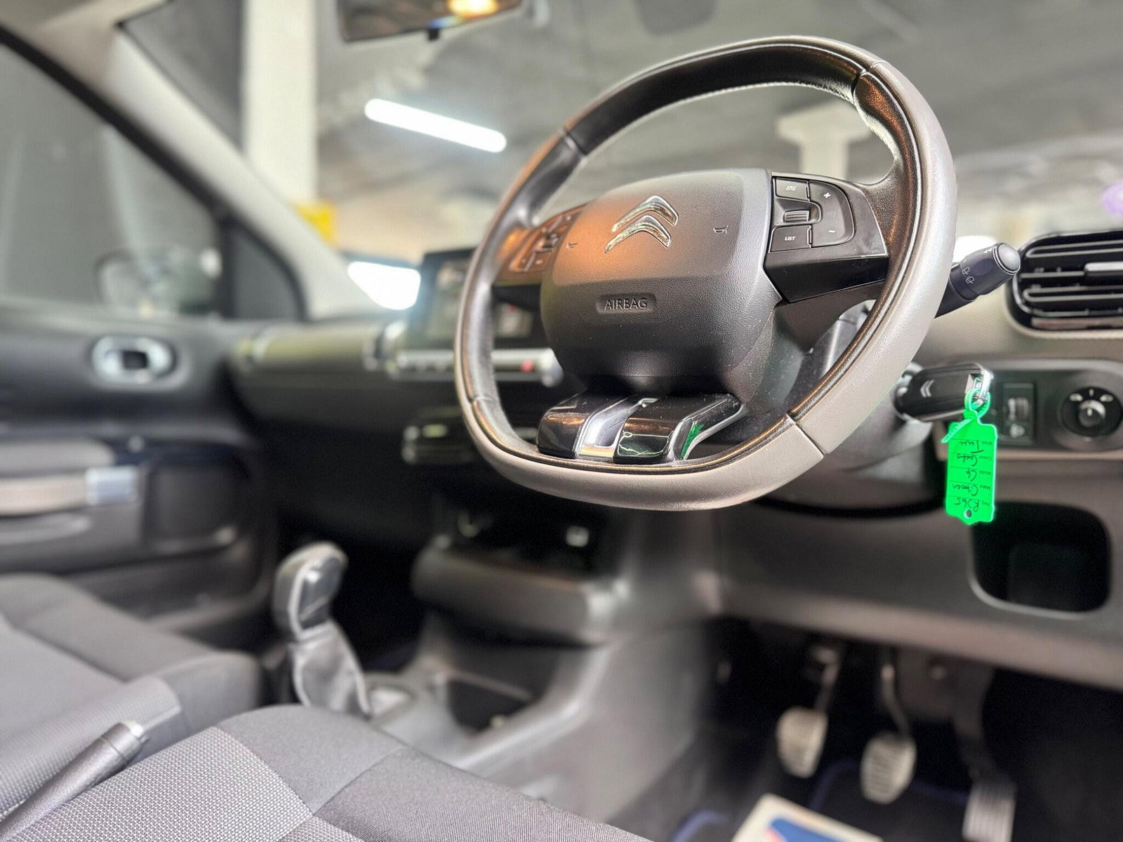 Citroen C4 Cactus 1.2 PureTech Feel Euro 6 (s/s) 5dr 5dr Manual 2015