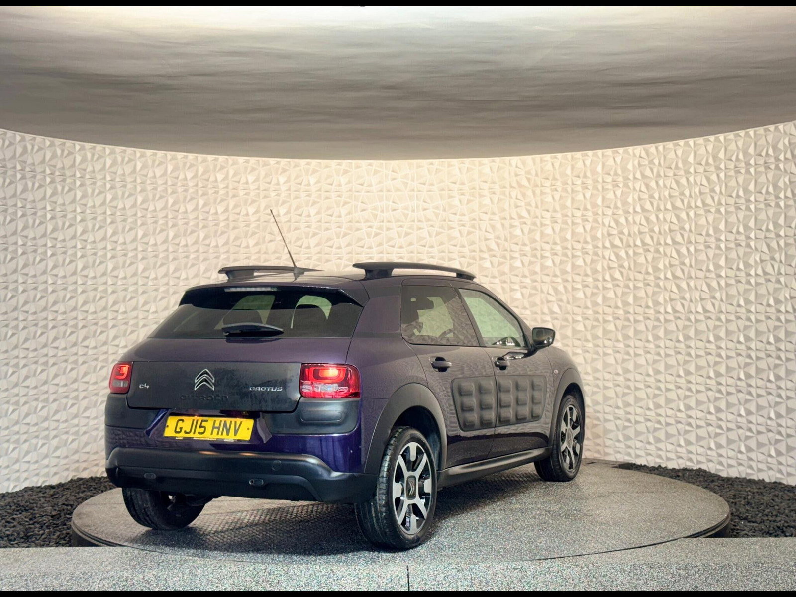 Citroen C4 Cactus 1.6 e-HDi Flair ETG6 Euro 5 (s/s) 5dr 5dr Automatic 2015