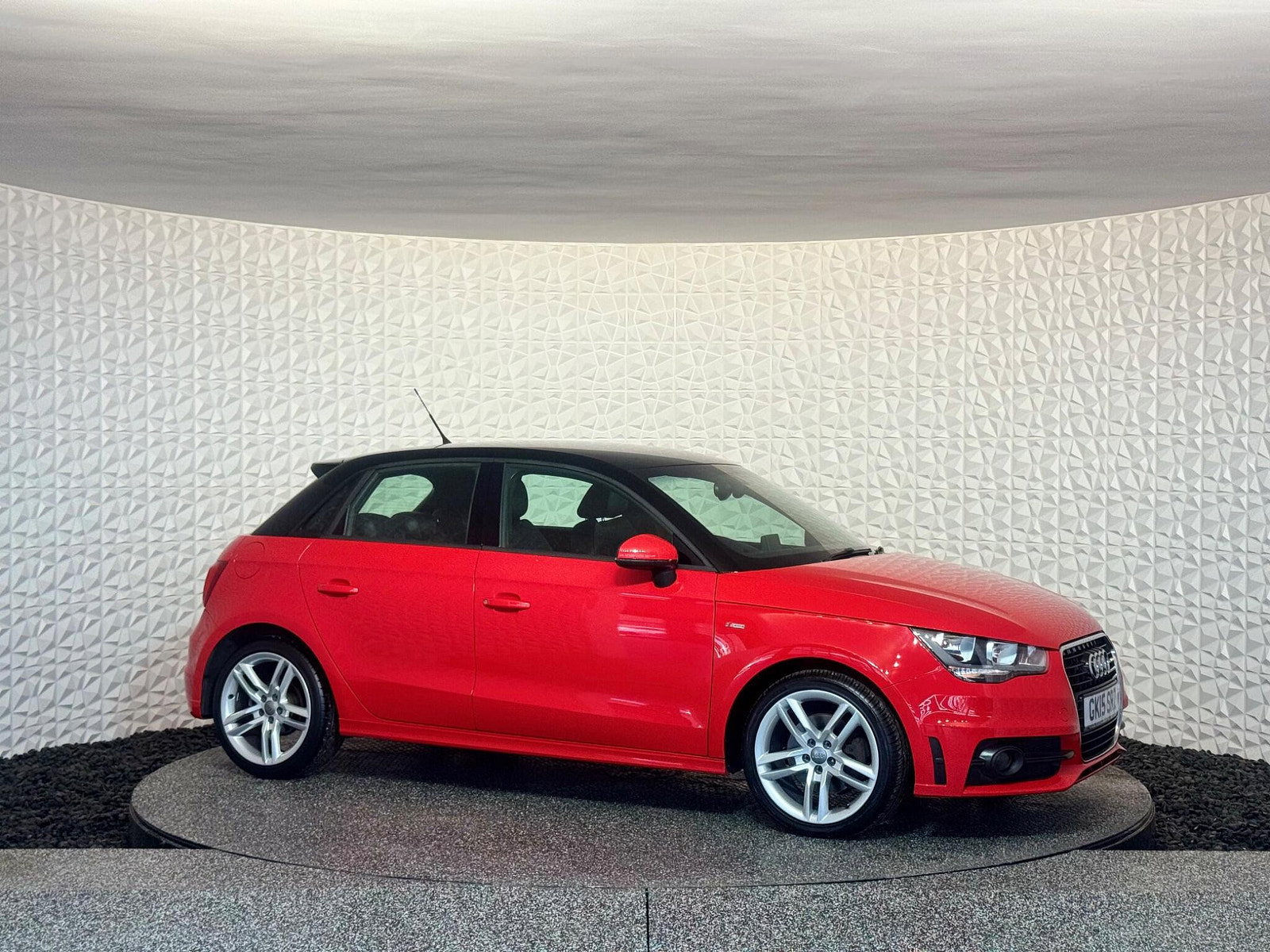 Audi A1 1.6 TDI S line Sportback Euro 5 (s/s) 5dr 5dr Manual 2015