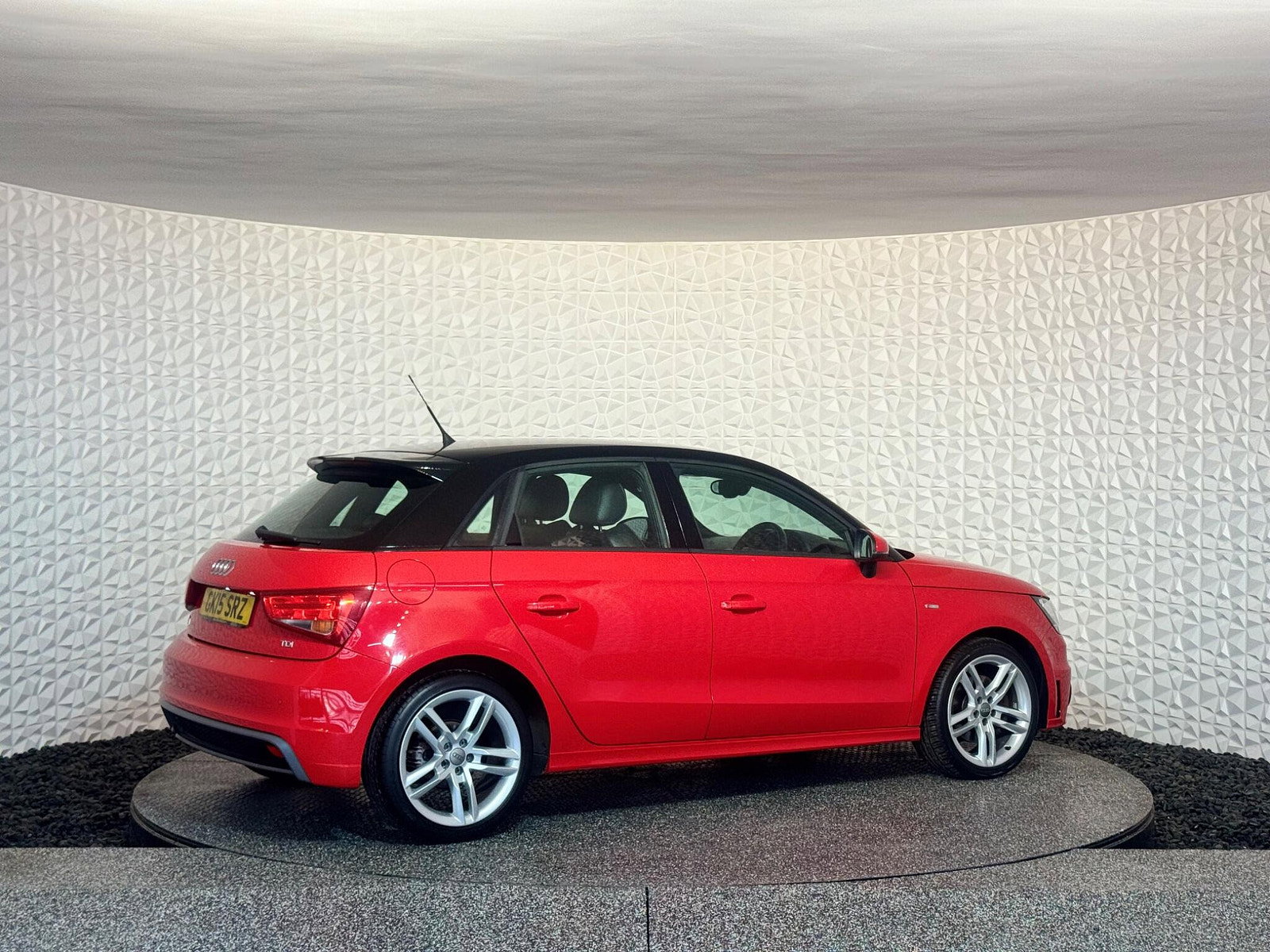 Audi A1 1.6 TDI S line Sportback Euro 5 (s/s) 5dr 5dr Manual 2015