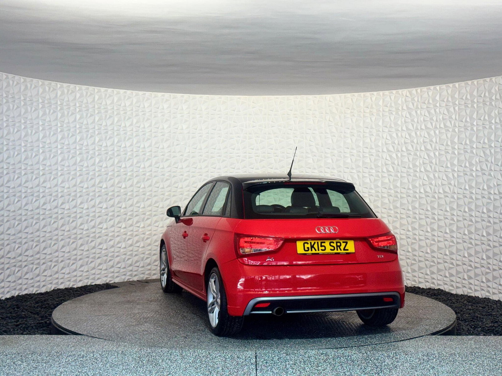 Audi A1 1.6 TDI S line Sportback Euro 5 (s/s) 5dr 5dr Manual 2015