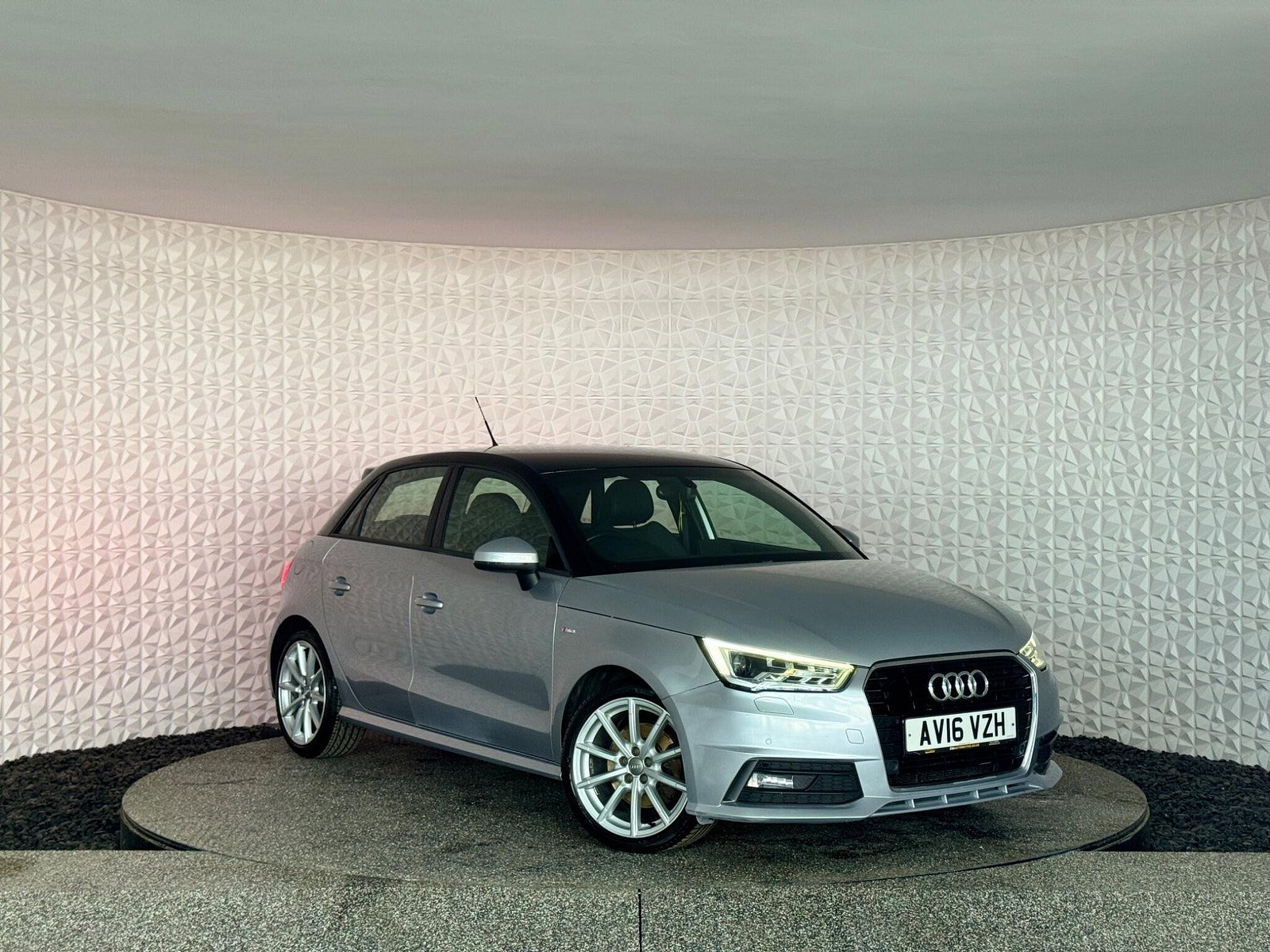 Audi A1 1.6 TDI S line Sportback Euro 6 (s/s) 5dr 5dr Manual 2016
