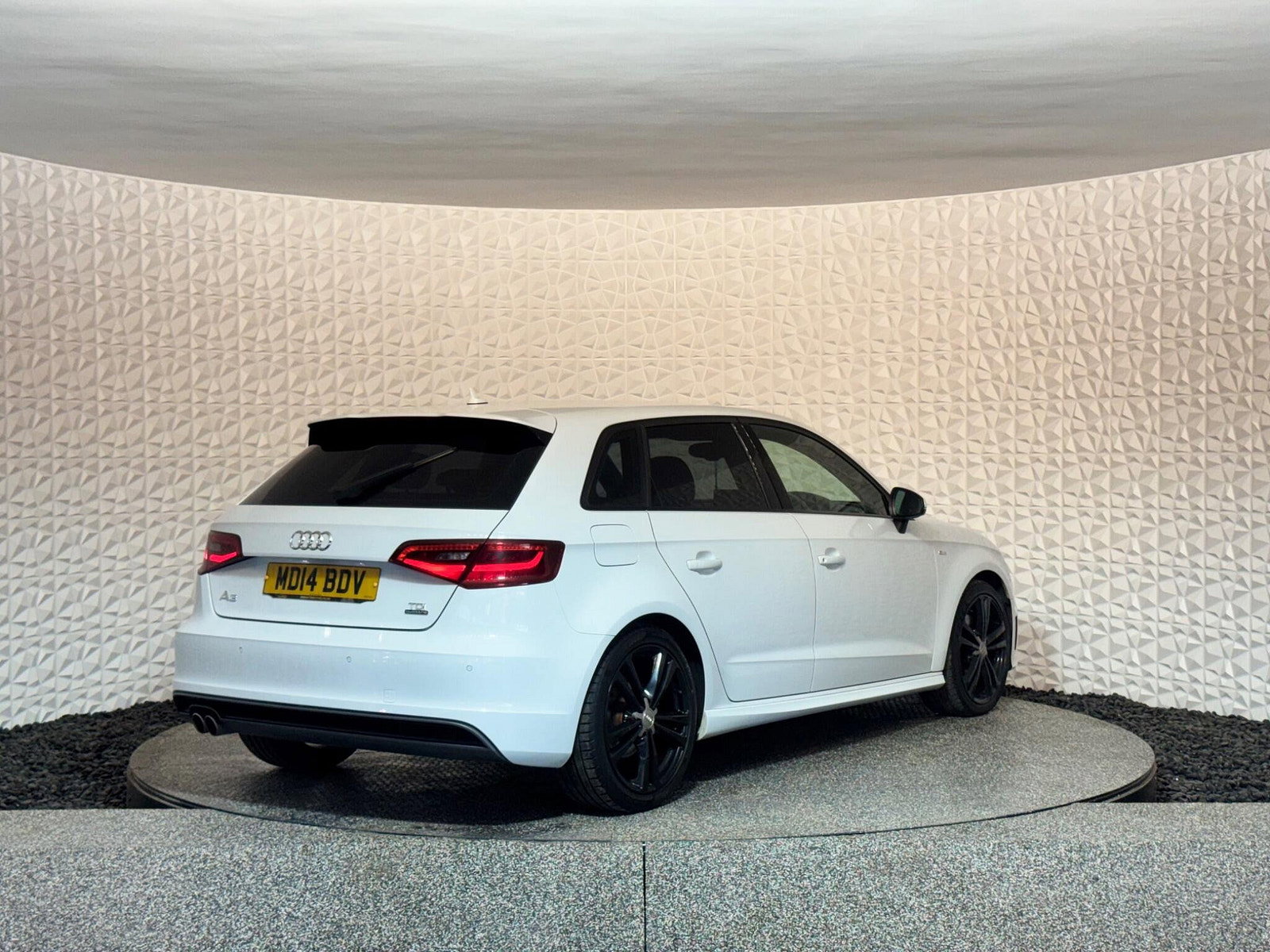 Audi A3 2.0 TDI S line Sportback S Tronic quattro Euro 6 (s/s) 5dr 5dr Automatic 2014