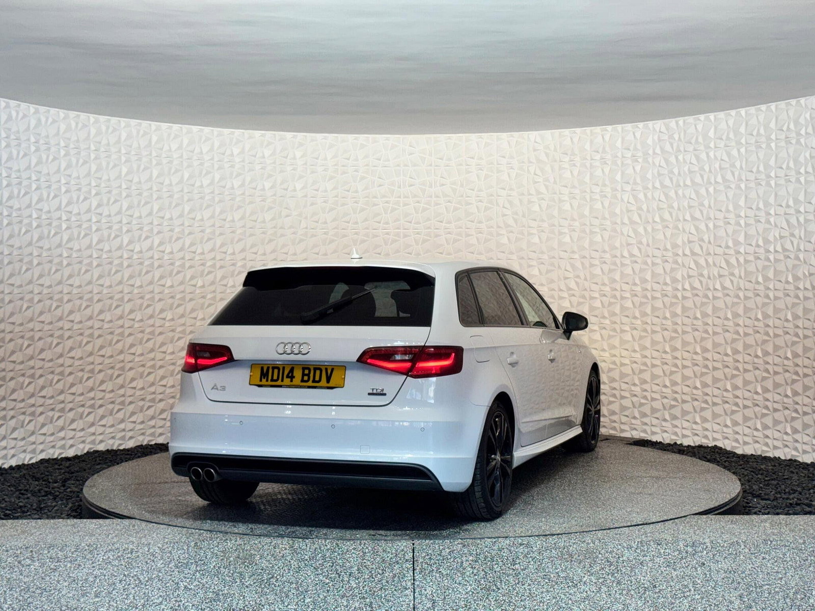 Audi A3 2.0 TDI S line Sportback S Tronic quattro Euro 6 (s/s) 5dr 5dr Automatic 2014
