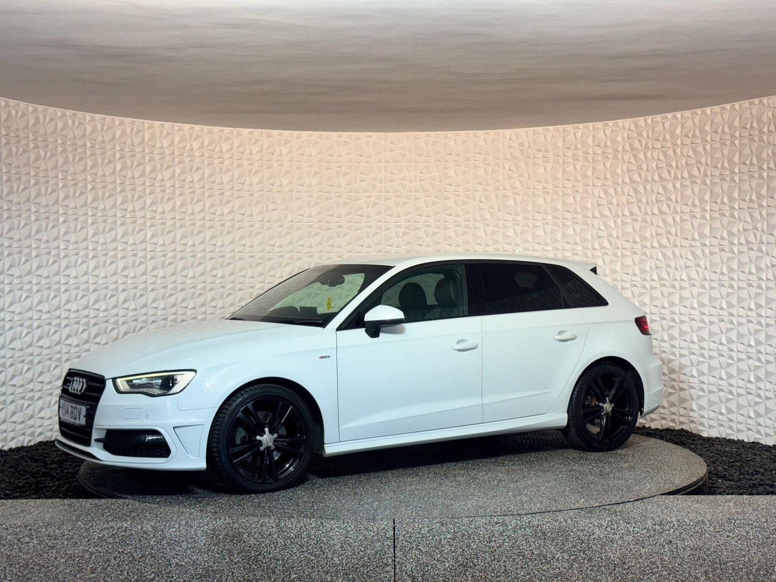 Audi A3 2.0 TDI S line Sportback S Tronic quattro Euro 6 (s/s) 5dr 5dr Automatic 2014