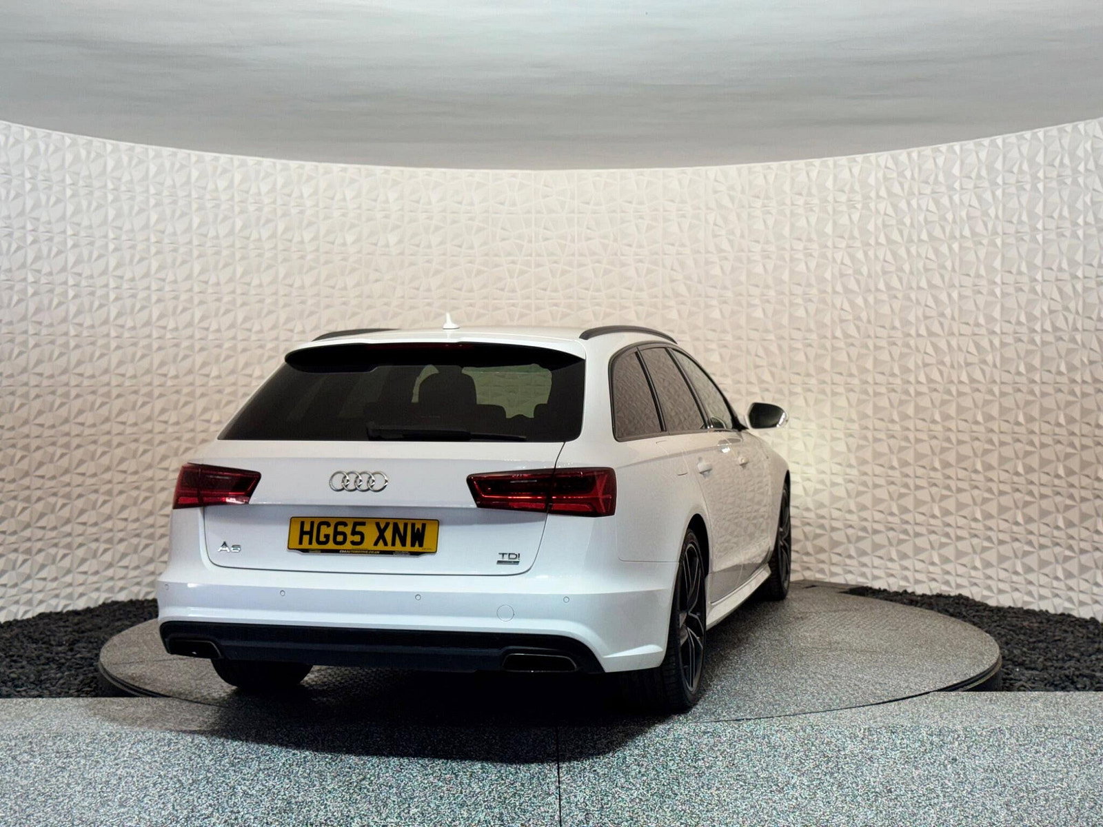 Audi A6 Avant 2.0 TDI ultra Black Edition S Tronic Euro 6 (s/s) 5dr 5dr Automatic 2015
