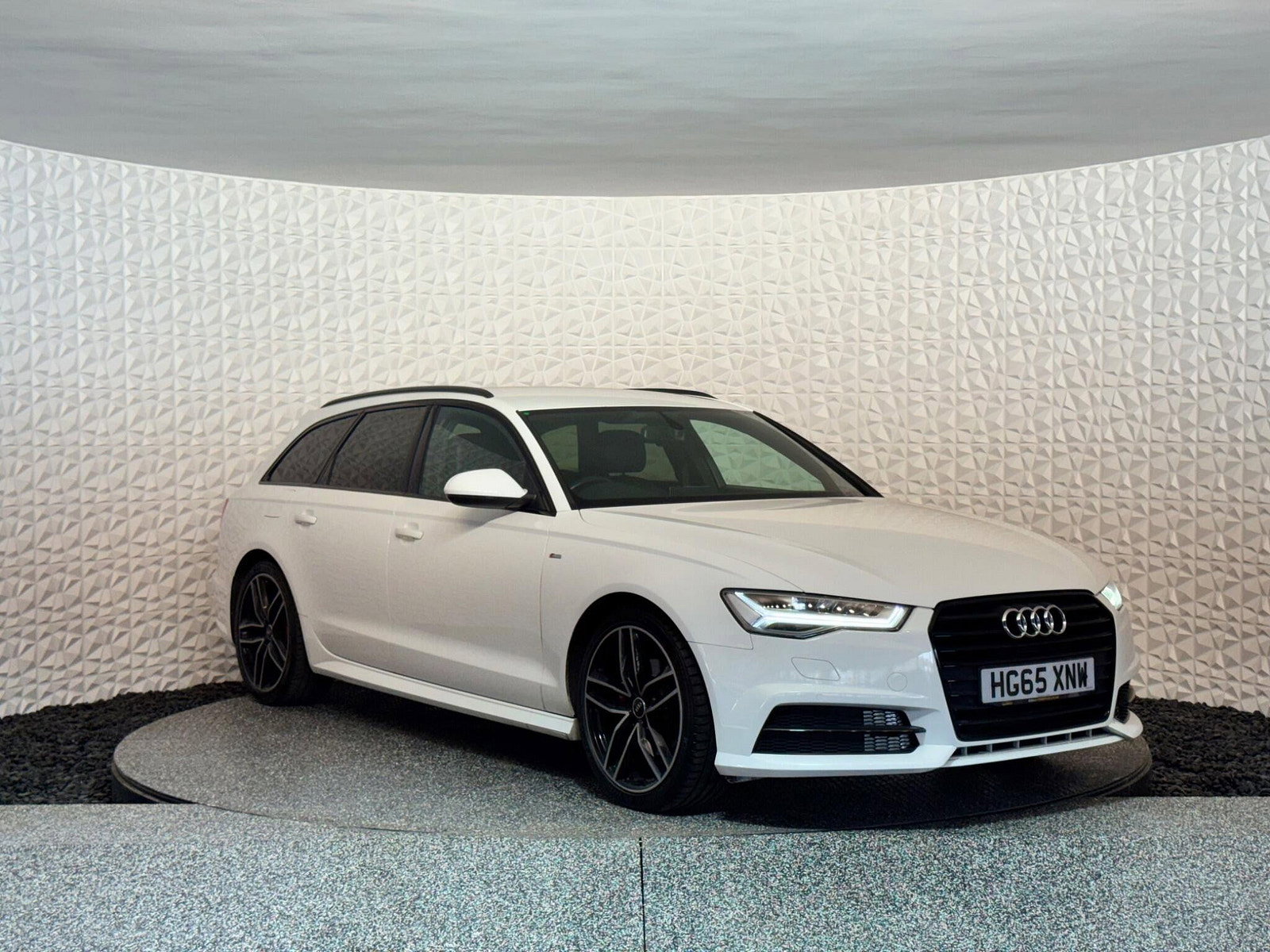Audi A6 Avant 2.0 TDI ultra Black Edition S Tronic Euro 6 (s/s) 5dr 5dr Automatic 2015