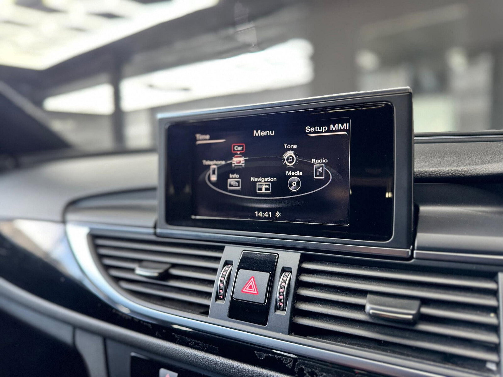 Audi A6 Avant 2.0 TDI ultra Black Edition S Tronic Euro 6 (s/s) 5dr 5dr Automatic 2015