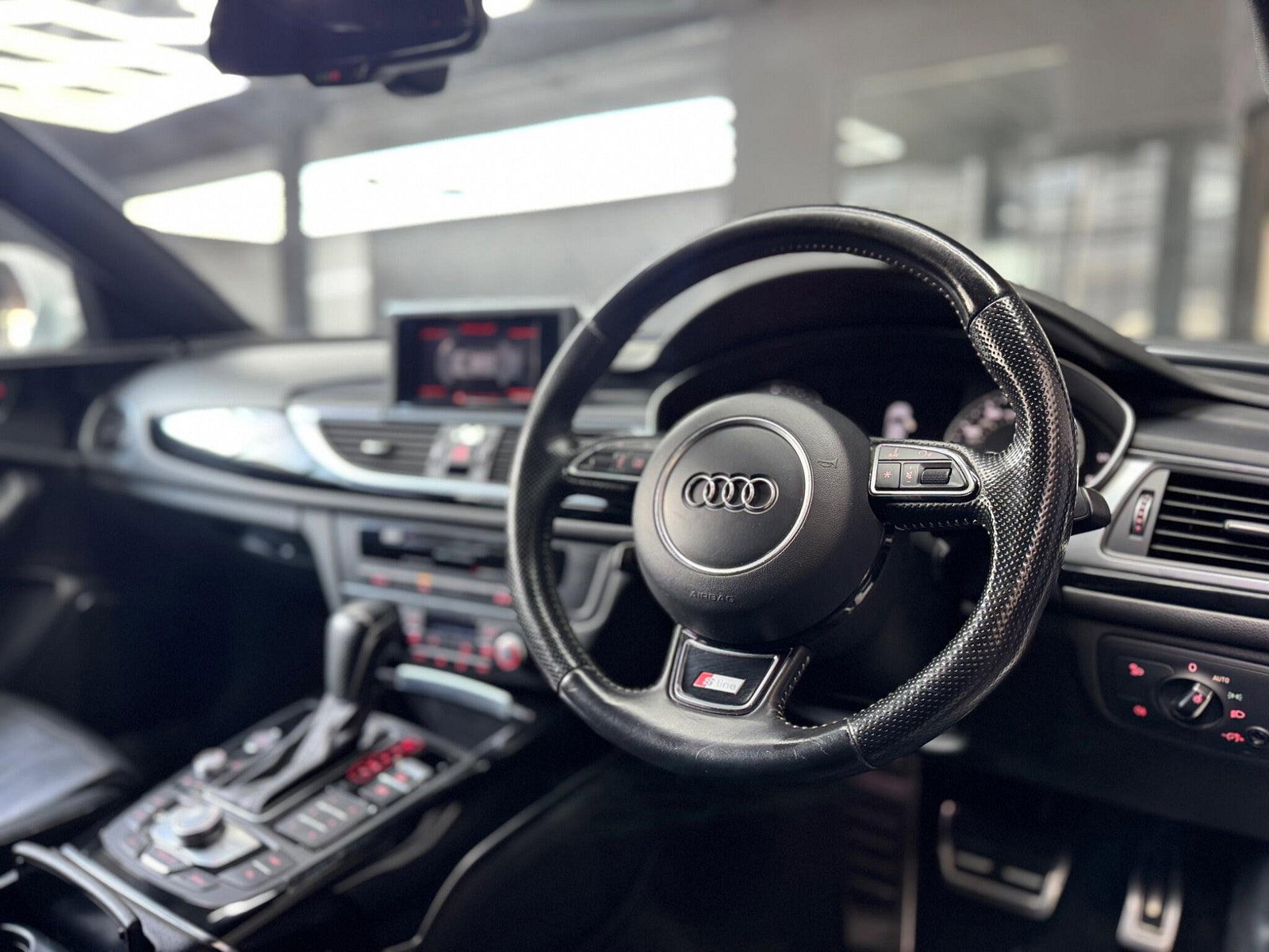 Audi A6 Avant 2.0 TDI ultra Black Edition S Tronic Euro 6 (s/s) 5dr 5dr Automatic 2015