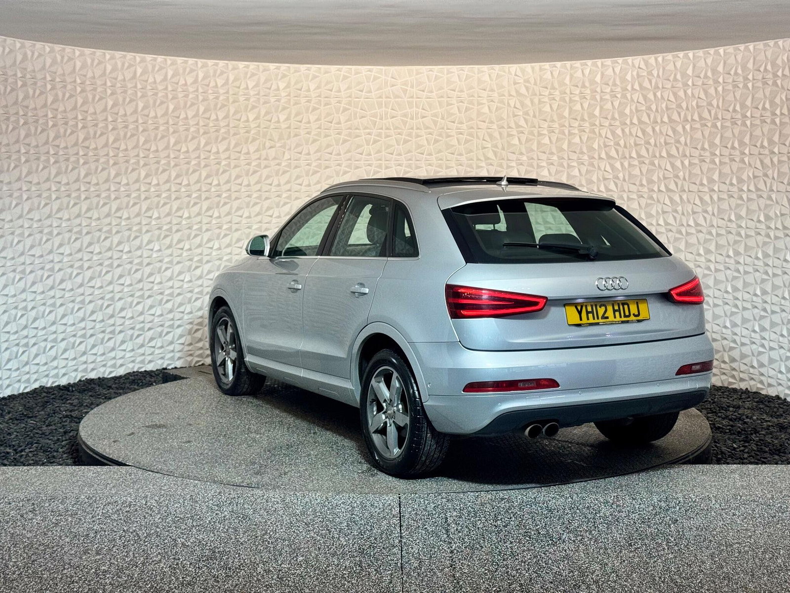 Audi Q3 2.0 TDI SE S Tronic quattro Euro 5 (s/s) 5dr 5dr Automatic 2012