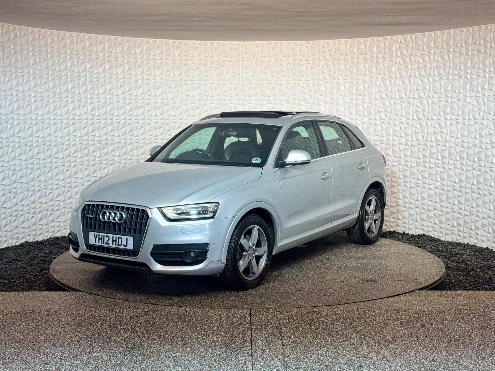 Audi Q3 2.0 TDI SE S Tronic quattro Euro 5 (s/s) 5dr 5dr Automatic 2012