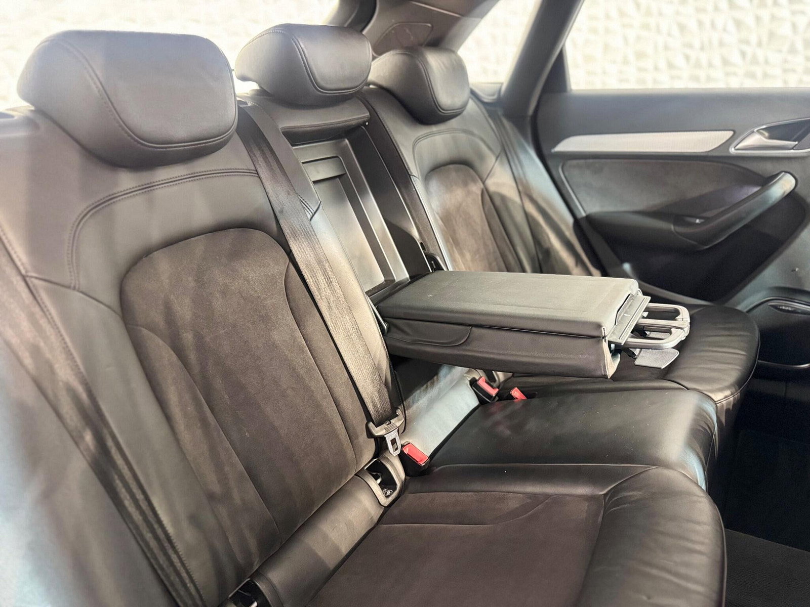 Audi Q3 2.0 TDI SE S Tronic quattro Euro 5 (s/s) 5dr 5dr Automatic 2012