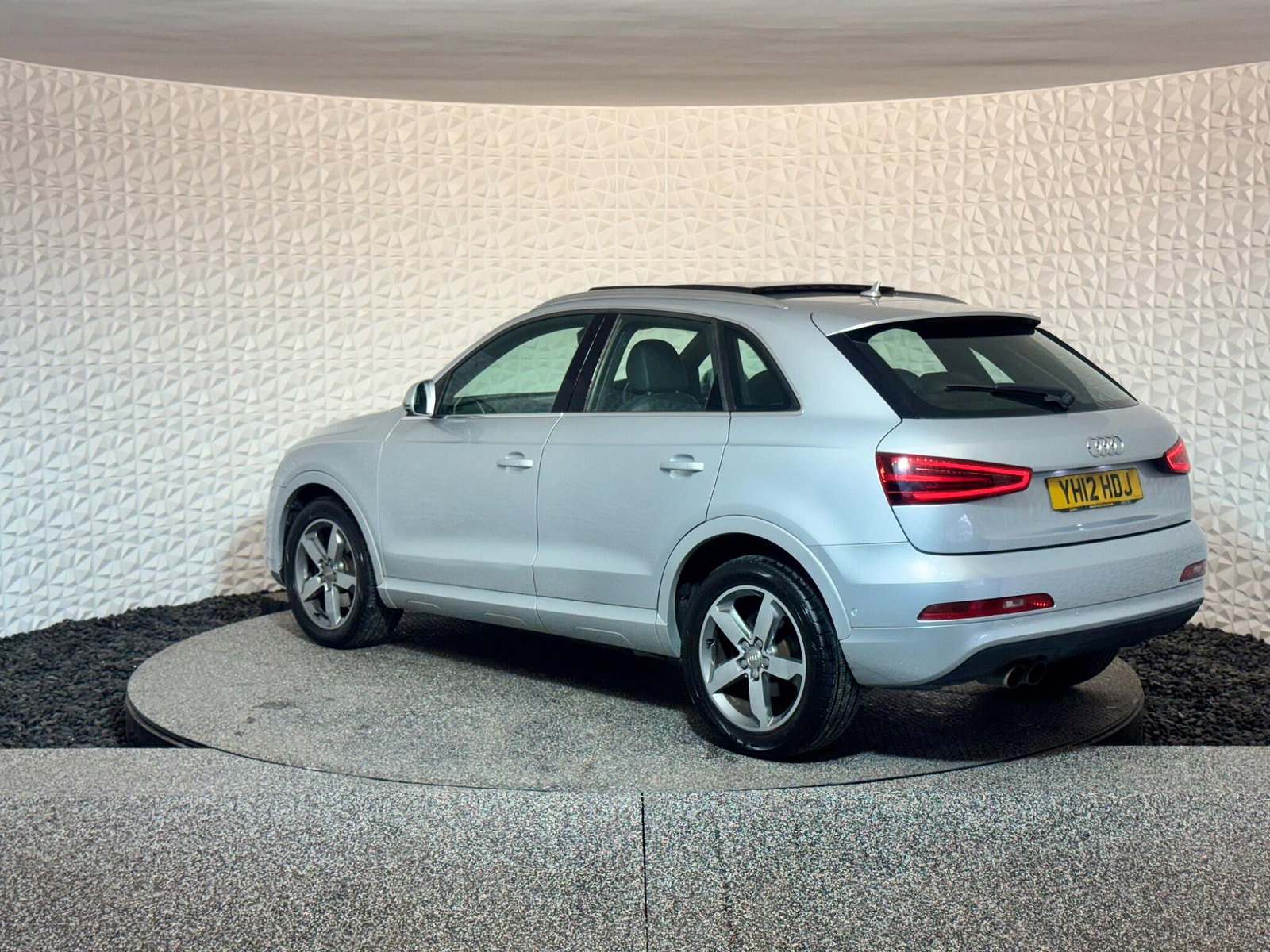 Audi Q3 2.0 TDI SE S Tronic quattro Euro 5 (s/s) 5dr 5dr Automatic 2012
