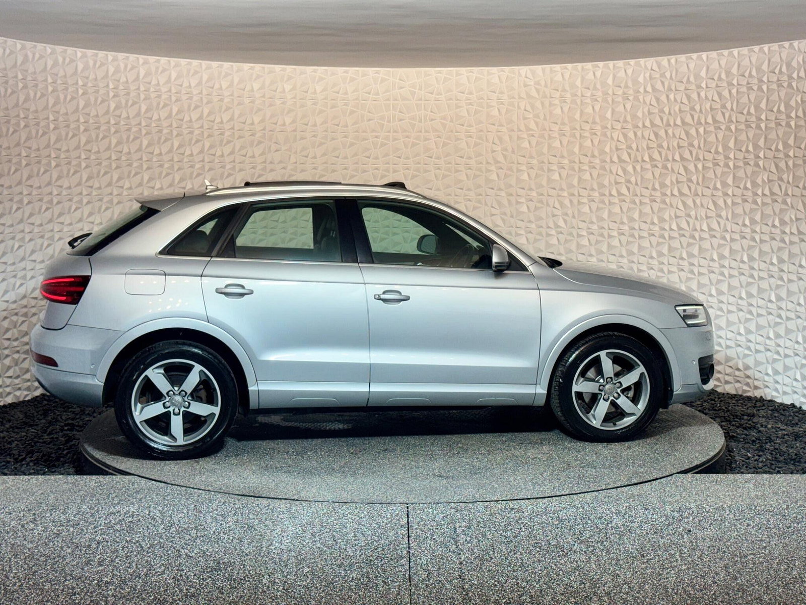 Audi Q3 2.0 TDI SE S Tronic quattro Euro 5 (s/s) 5dr 5dr Automatic 2012
