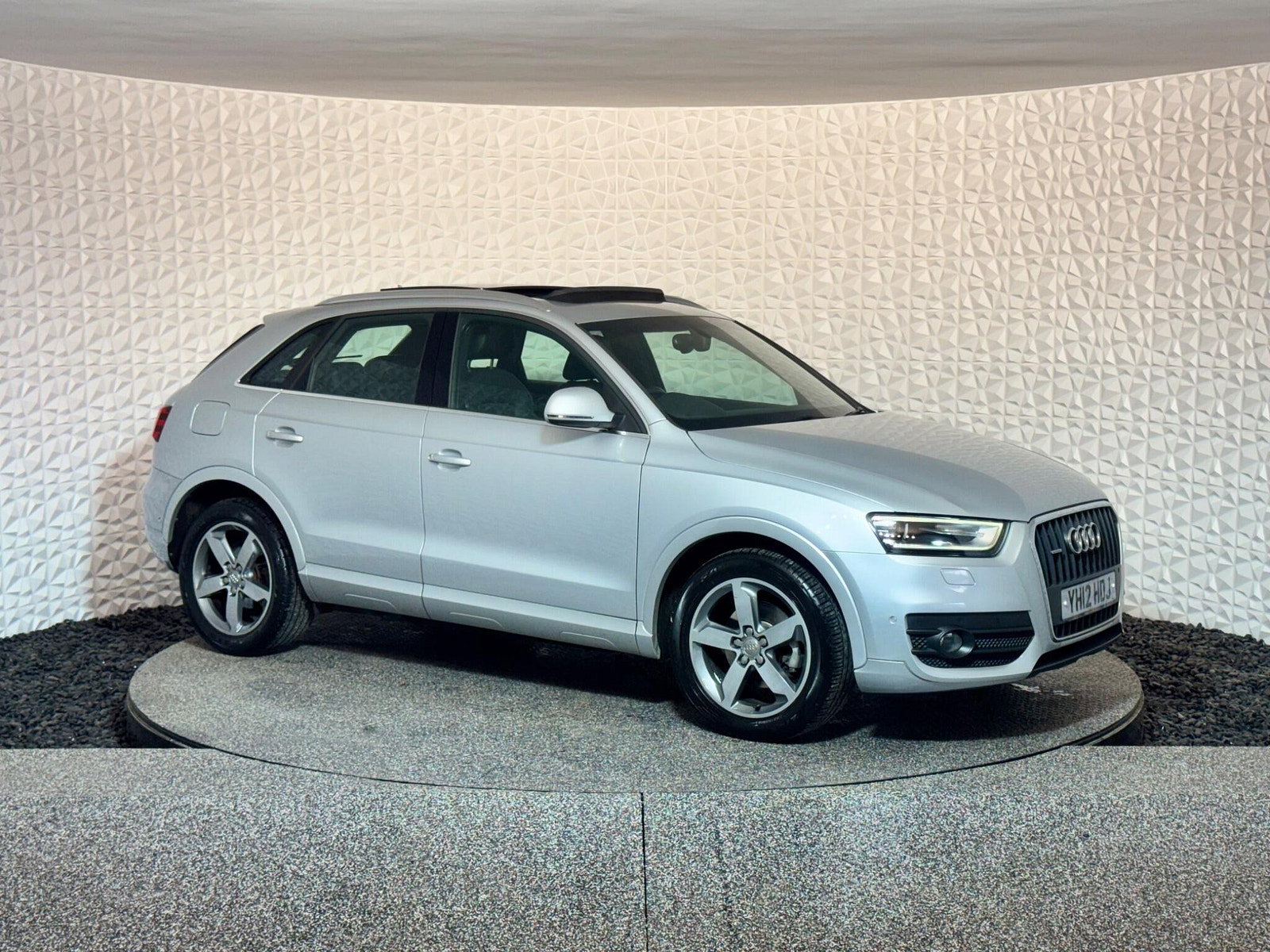 Audi Q3 2.0 TDI SE S Tronic quattro Euro 5 (s/s) 5dr 5dr Automatic 2012