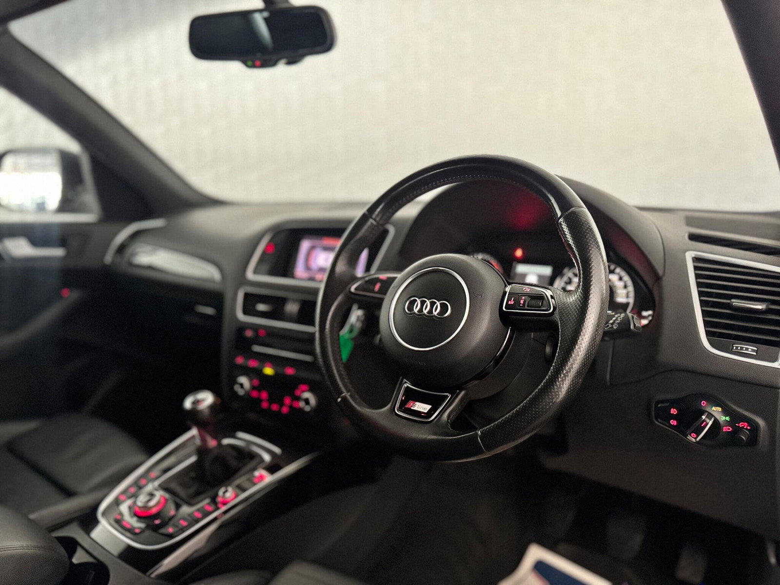 Audi Q5 2.0 TDI S line Plus quattro Euro 5 (s/s) 5dr 5dr Manual 2012
