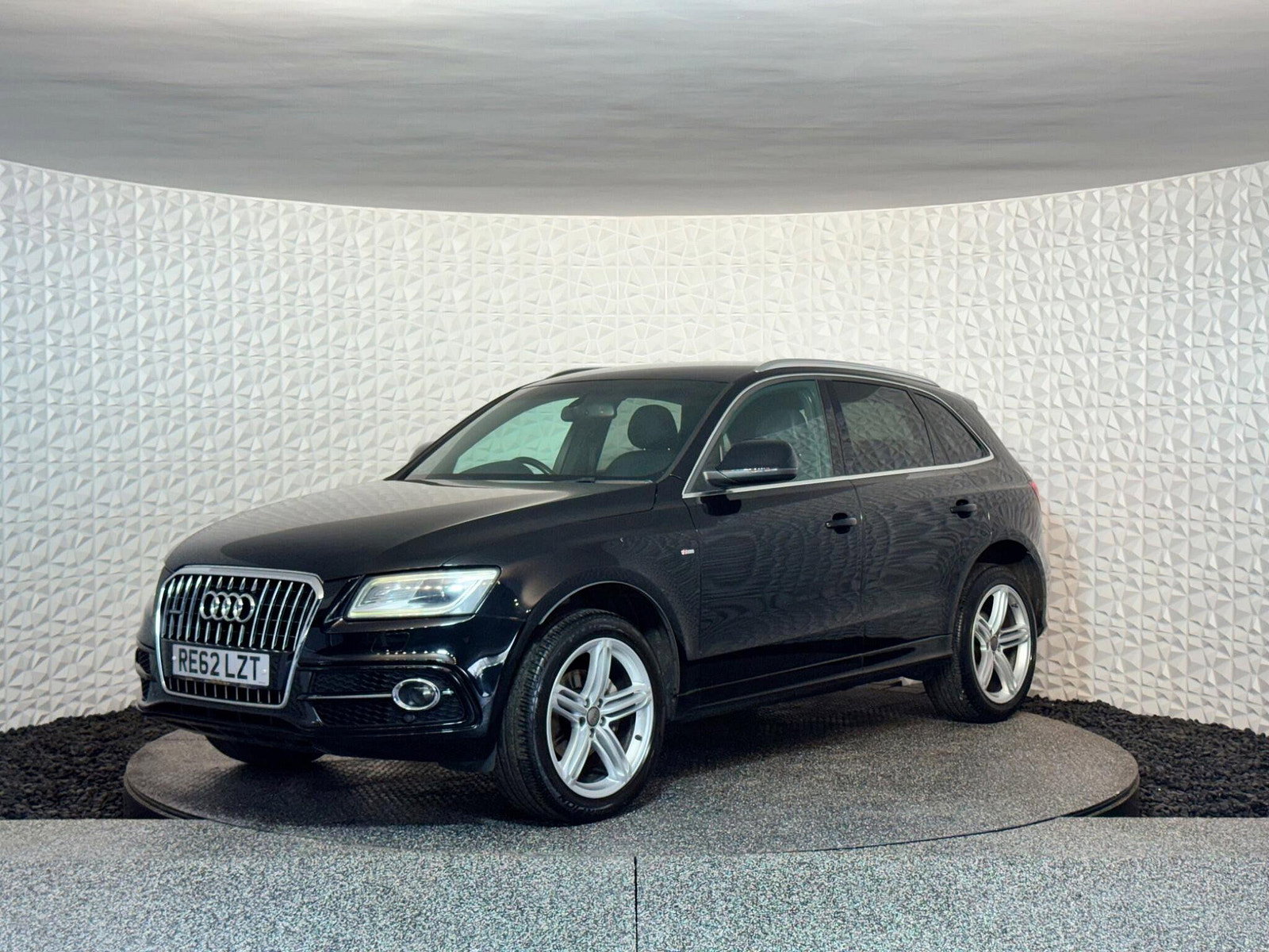 Audi Q5 2.0 TDI S line Plus quattro Euro 5 (s/s) 5dr 5dr Manual 2012
