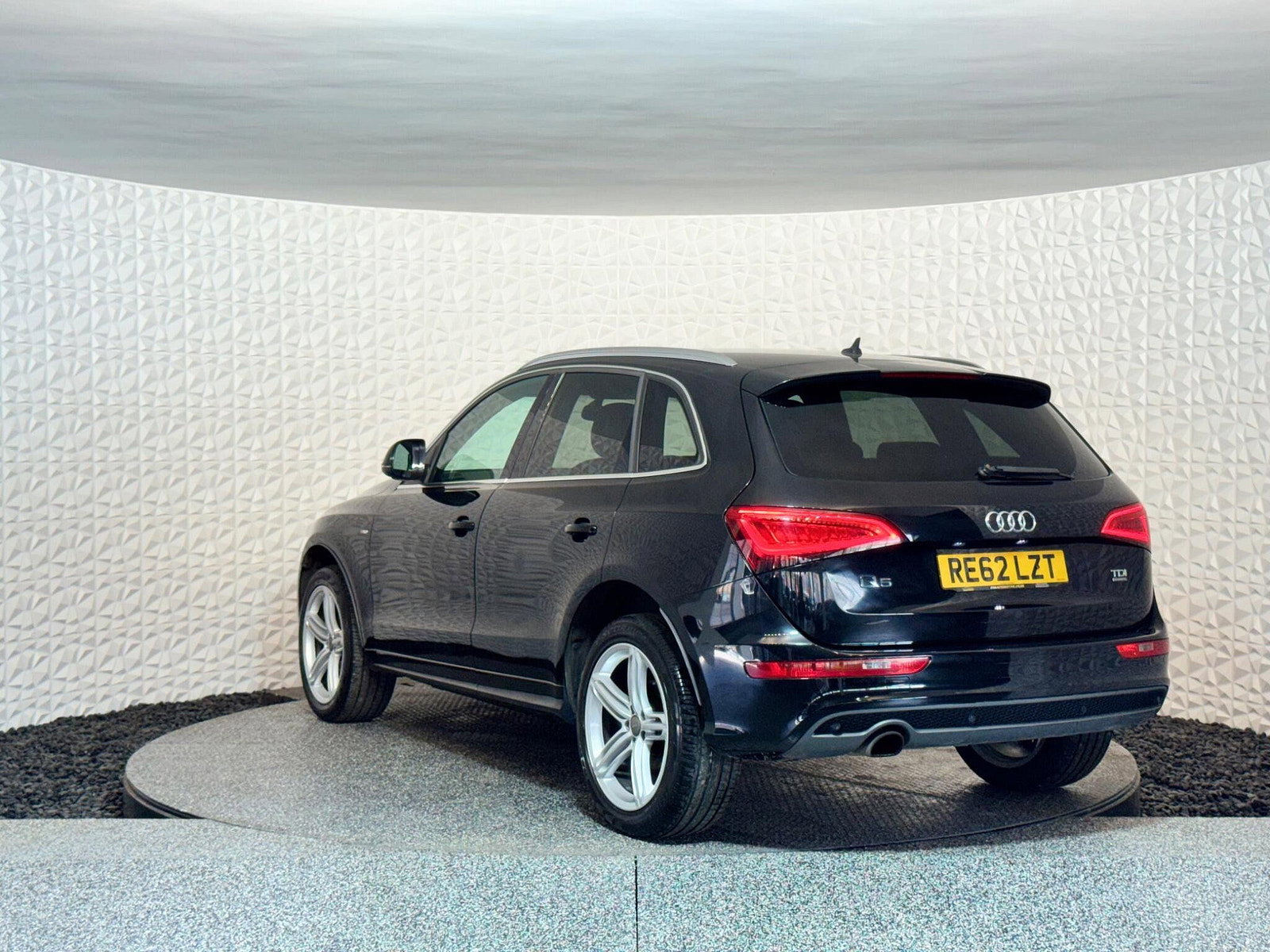 Audi Q5 2.0 TDI S line Plus quattro Euro 5 (s/s) 5dr 5dr Manual 2012