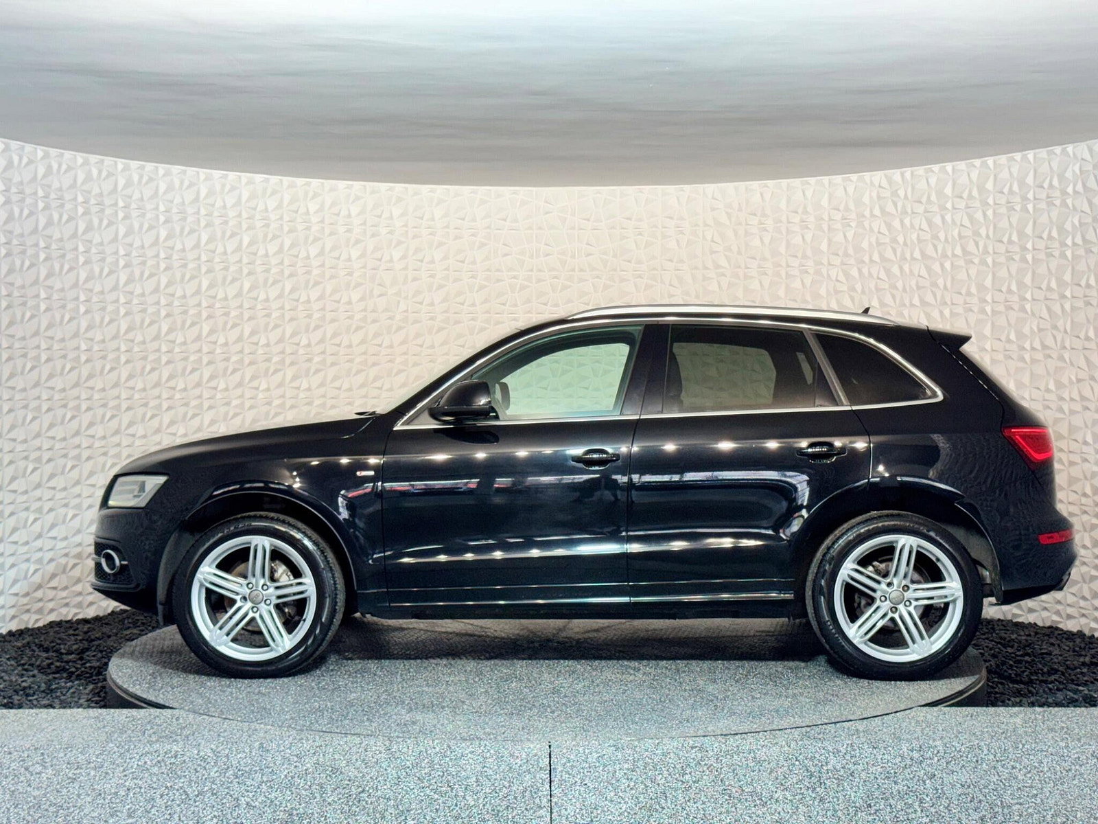Audi Q5 2.0 TDI S line Plus quattro Euro 5 (s/s) 5dr 5dr Manual 2012