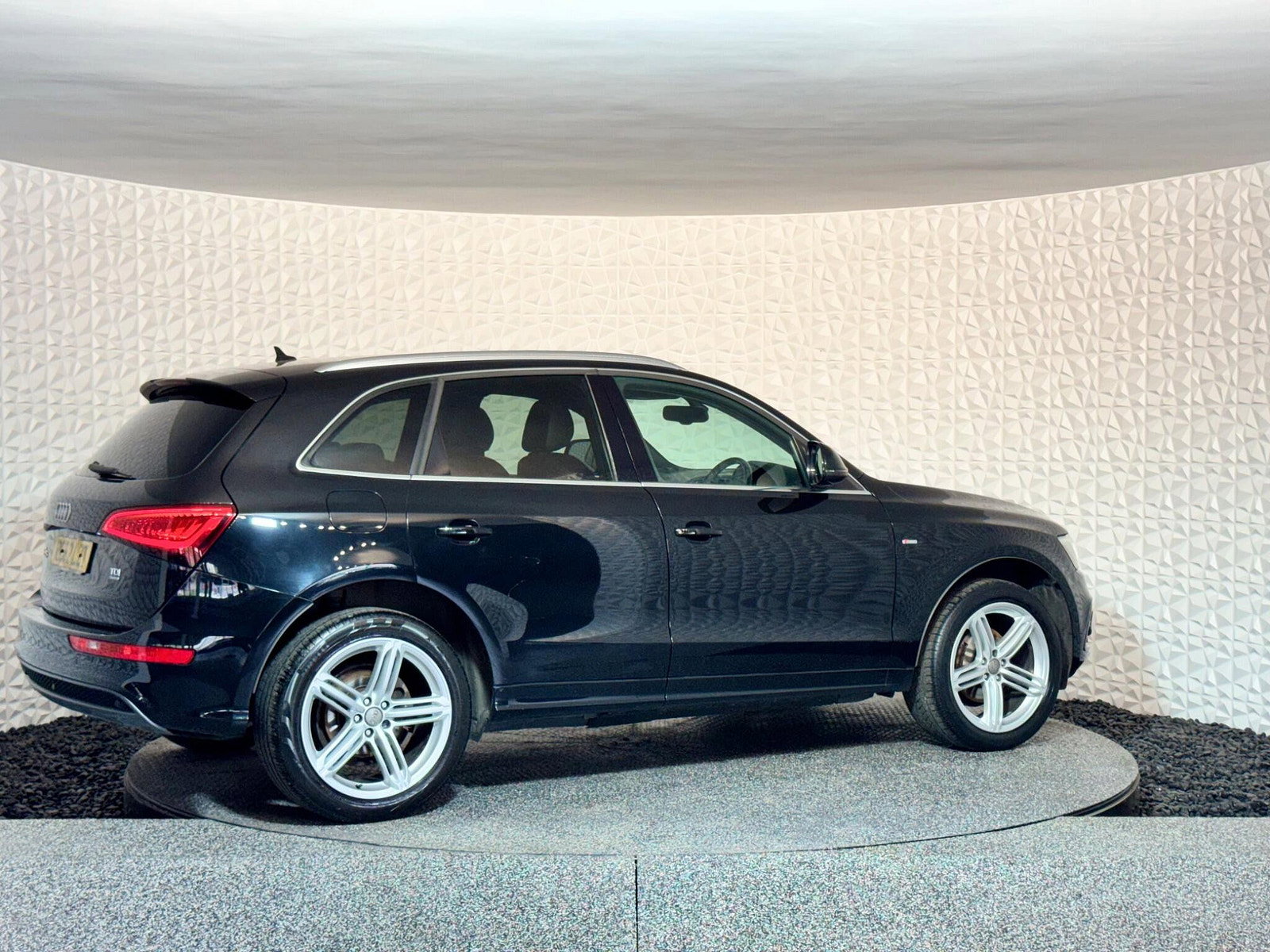 Audi Q5 2.0 TDI S line Plus quattro Euro 5 (s/s) 5dr 5dr Manual 2012