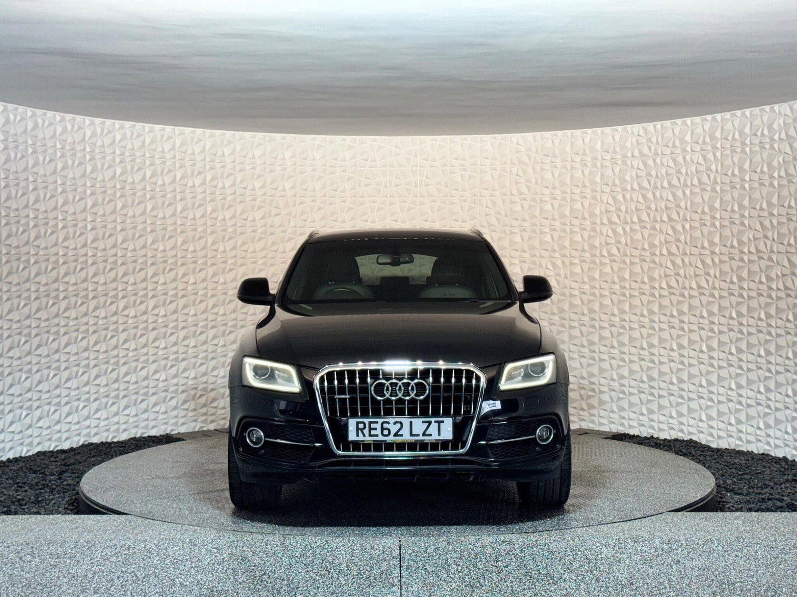 Audi Q5 2.0 TDI S line Plus quattro Euro 5 (s/s) 5dr 5dr Manual 2012