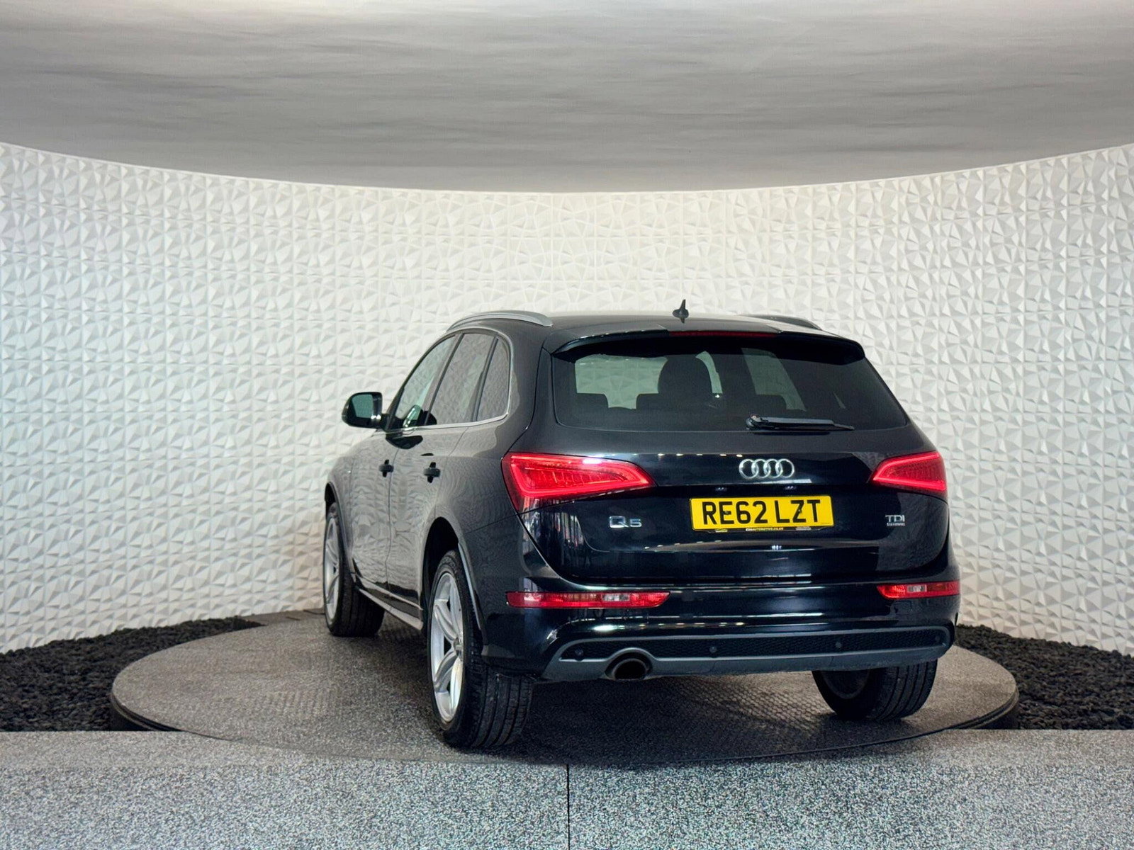 Audi Q5 2.0 TDI S line Plus quattro Euro 5 (s/s) 5dr 5dr Manual 2012