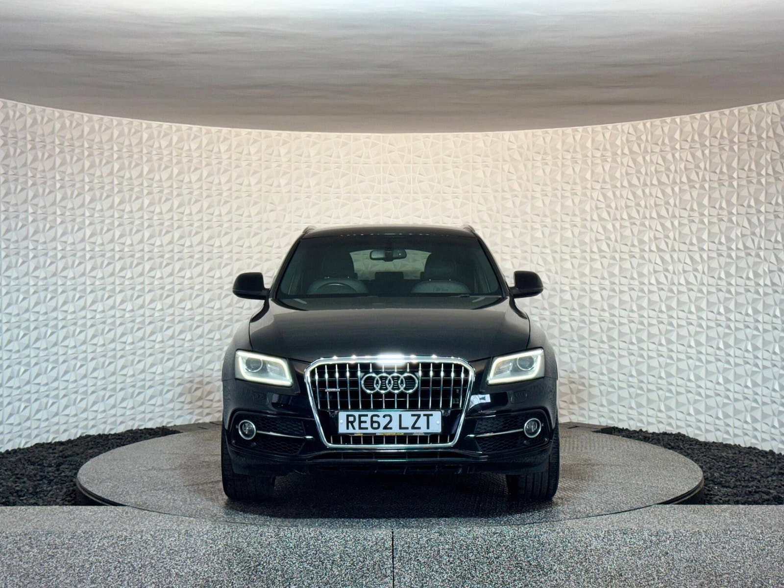 Audi Q5 2.0 TDI S line Plus quattro Euro 5 (s/s) 5dr 5dr Manual 2012