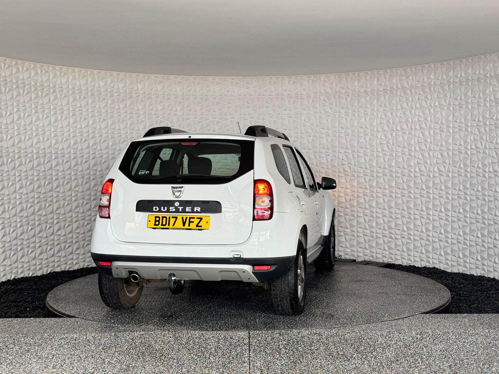 Dacia Duster 1.5 dCi Laureate EDC Euro 6 (s/s) 5dr 5dr Automatic 2017