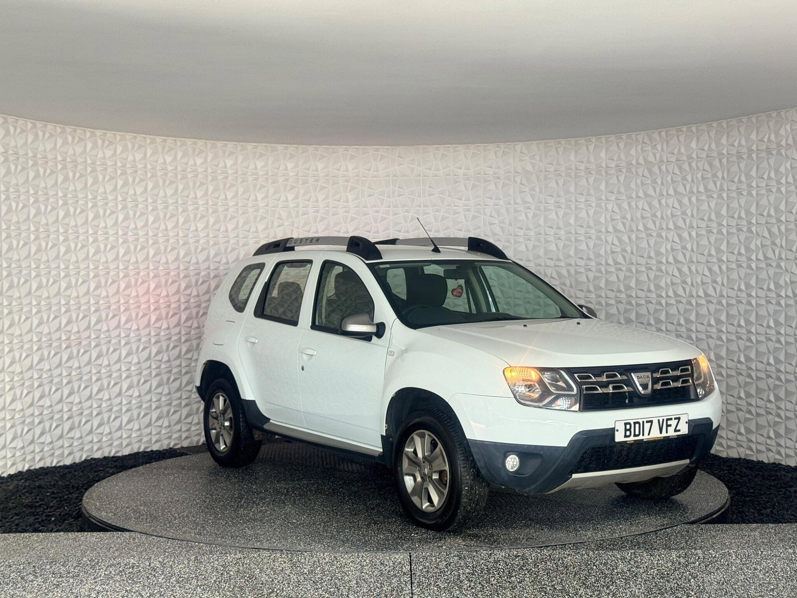 Dacia Duster 1.5 dCi Laureate EDC Euro 6 (s/s) 5dr 5dr Automatic 2017