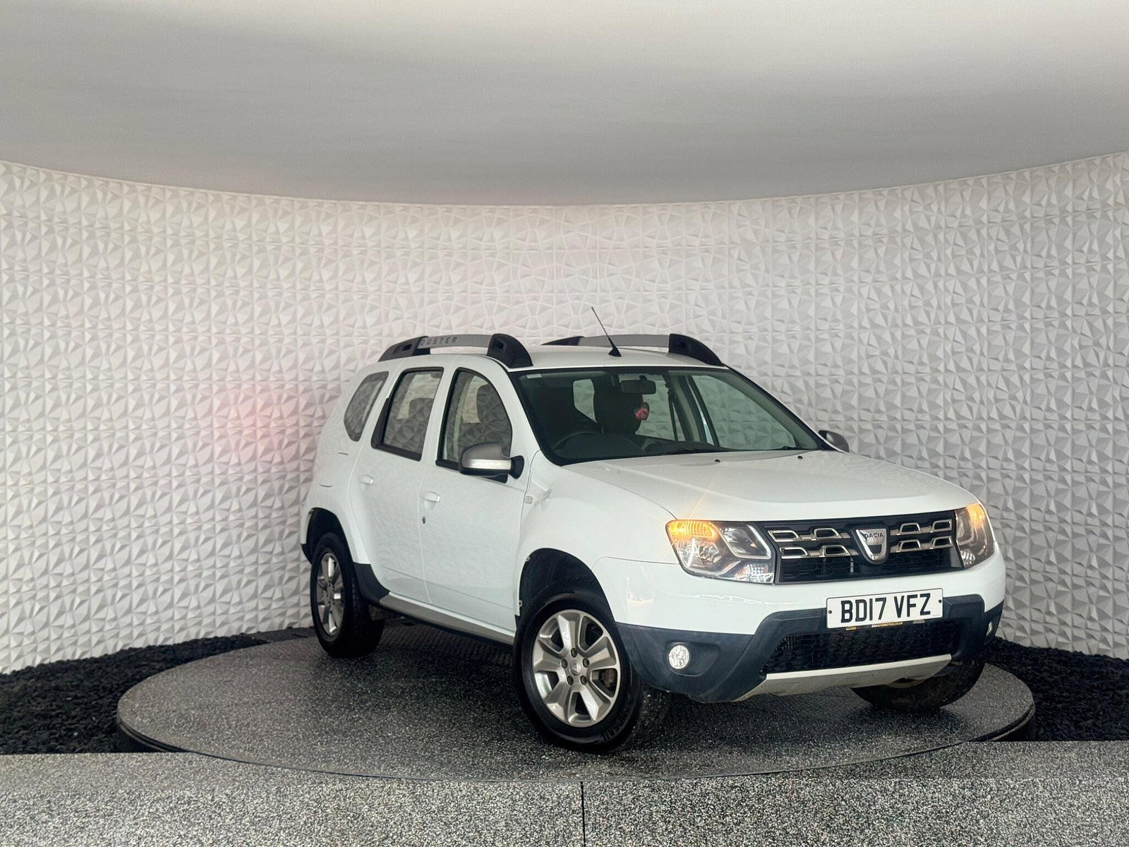 Dacia Duster 1.5 dCi Laureate EDC Euro 6 (s/s) 5dr 5dr Automatic 2017