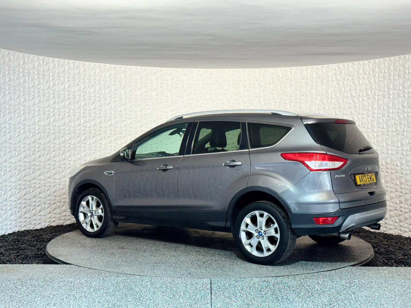 Ford Kuga 2.0 TDCi Titanium AWD Euro 5 5dr 5dr Manual 2013