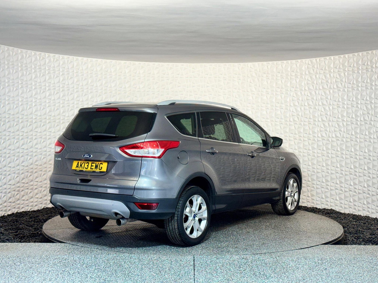 Ford Kuga 2.0 TDCi Titanium AWD Euro 5 5dr 5dr Manual 2013