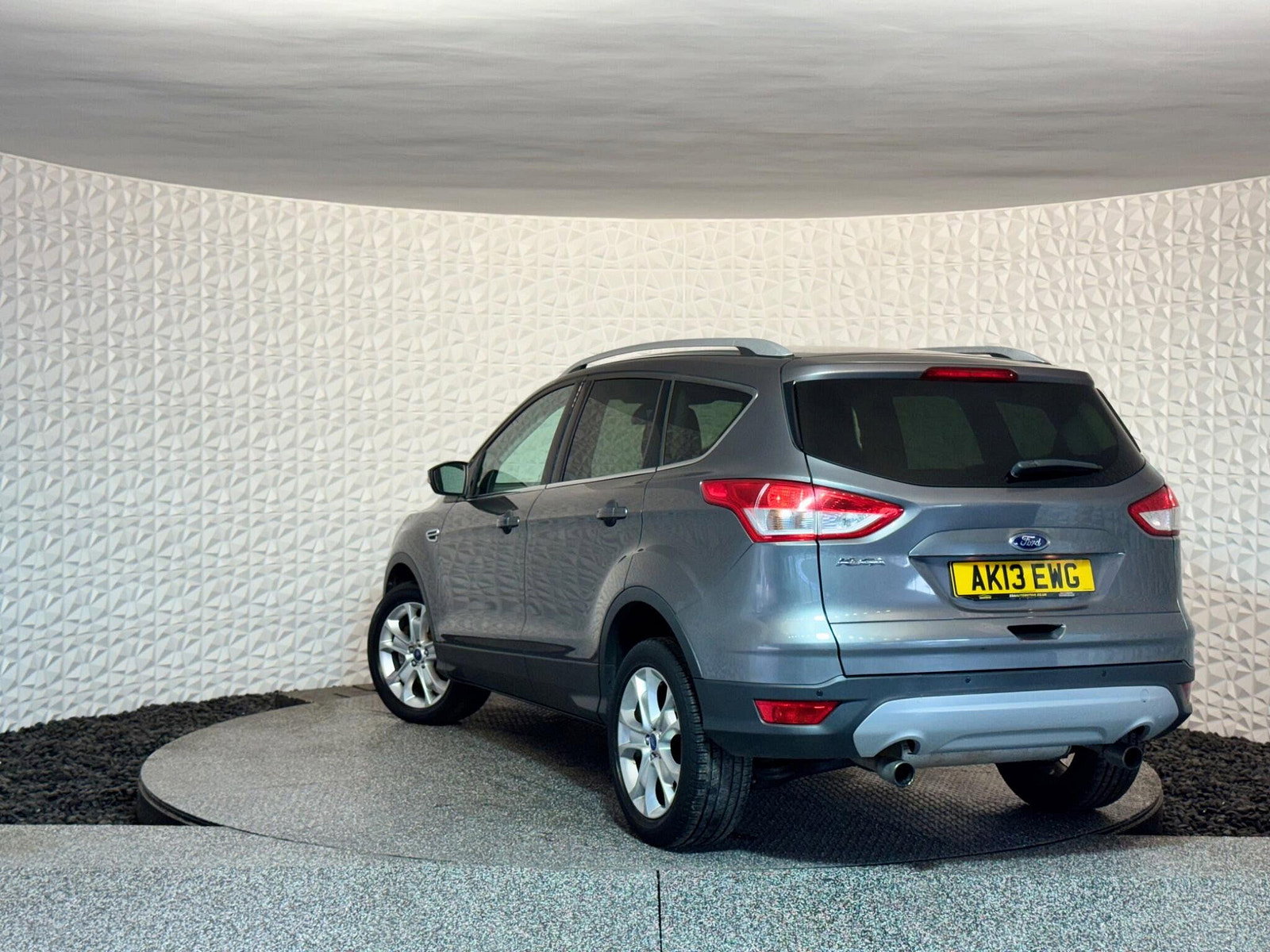 Ford Kuga 2.0 TDCi Titanium AWD Euro 5 5dr 5dr Manual 2013
