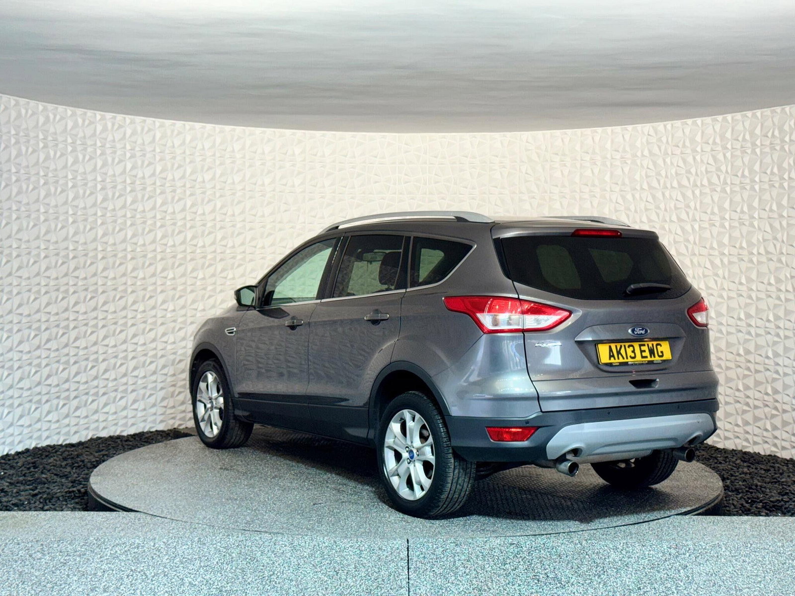 Ford Kuga 2.0 TDCi Titanium AWD Euro 5 5dr 5dr Manual 2013