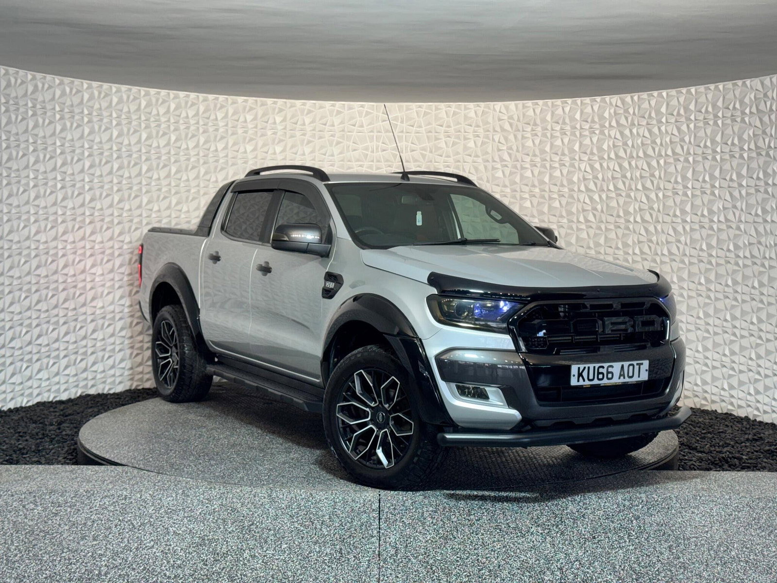 Ford Ranger 3.2 TDCi Wildtrak Auto 4WD Euro 5 4dr 4dr Automatic 2016