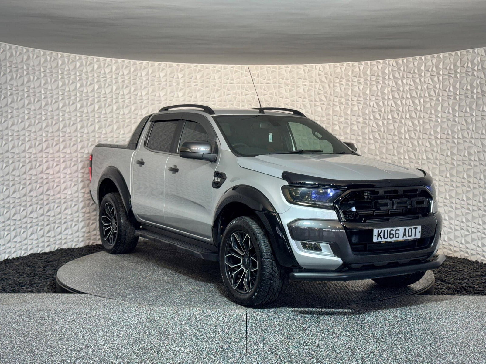 Ford Ranger 3.2 TDCi Wildtrak Auto 4WD Euro 5 4dr 4dr Automatic 2016