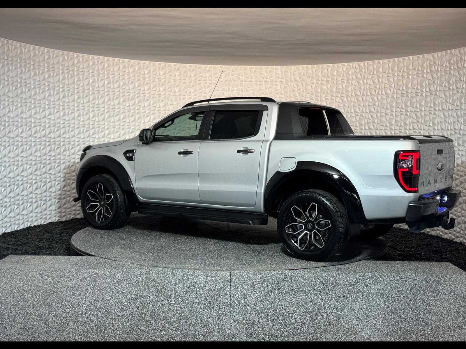 Ford Ranger 3.2 TDCi Wildtrak Auto 4WD Euro 5 4dr 4dr Automatic 2016