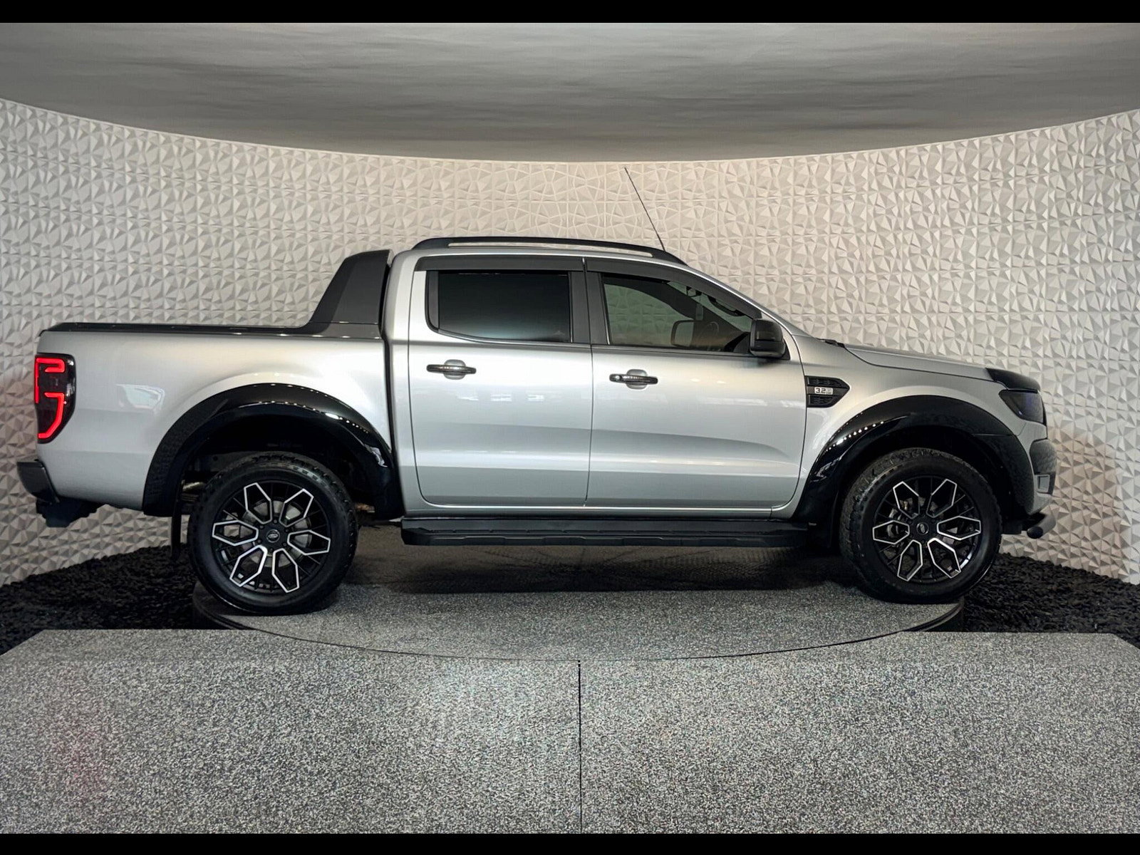 Ford Ranger 3.2 TDCi Wildtrak Auto 4WD Euro 5 4dr 4dr Automatic 2016