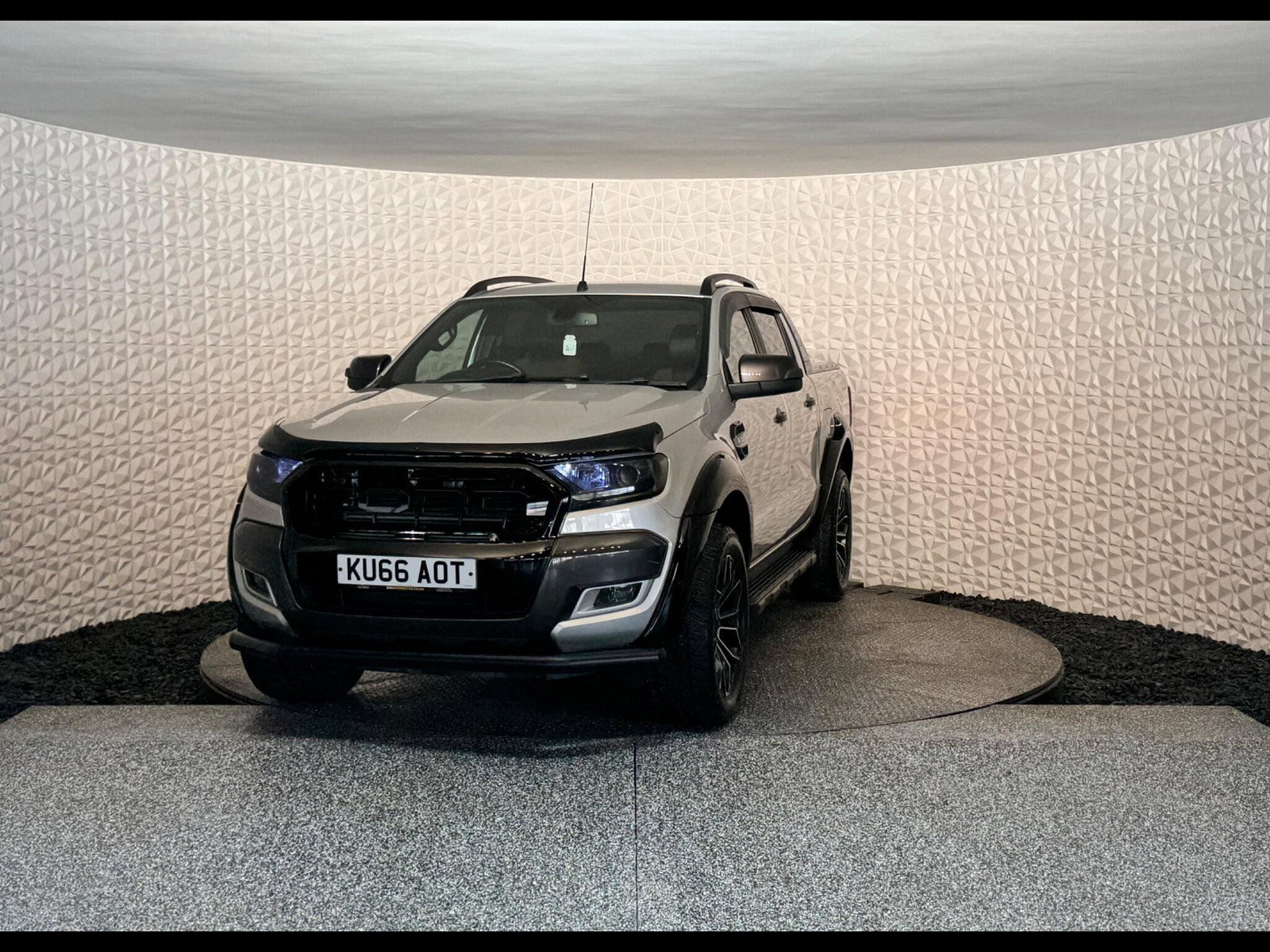 Ford Ranger 3.2 TDCi Wildtrak Auto 4WD Euro 5 4dr 4dr Automatic 2016