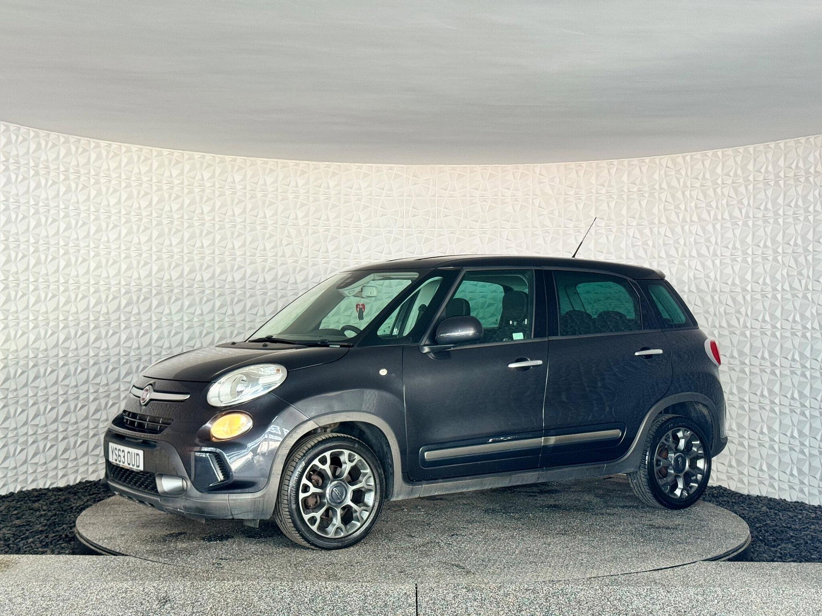 Fiat 500L 1.3 MultiJet Trekking Dualogic Euro 5 (s/s) 5dr 5dr Automatic 2014