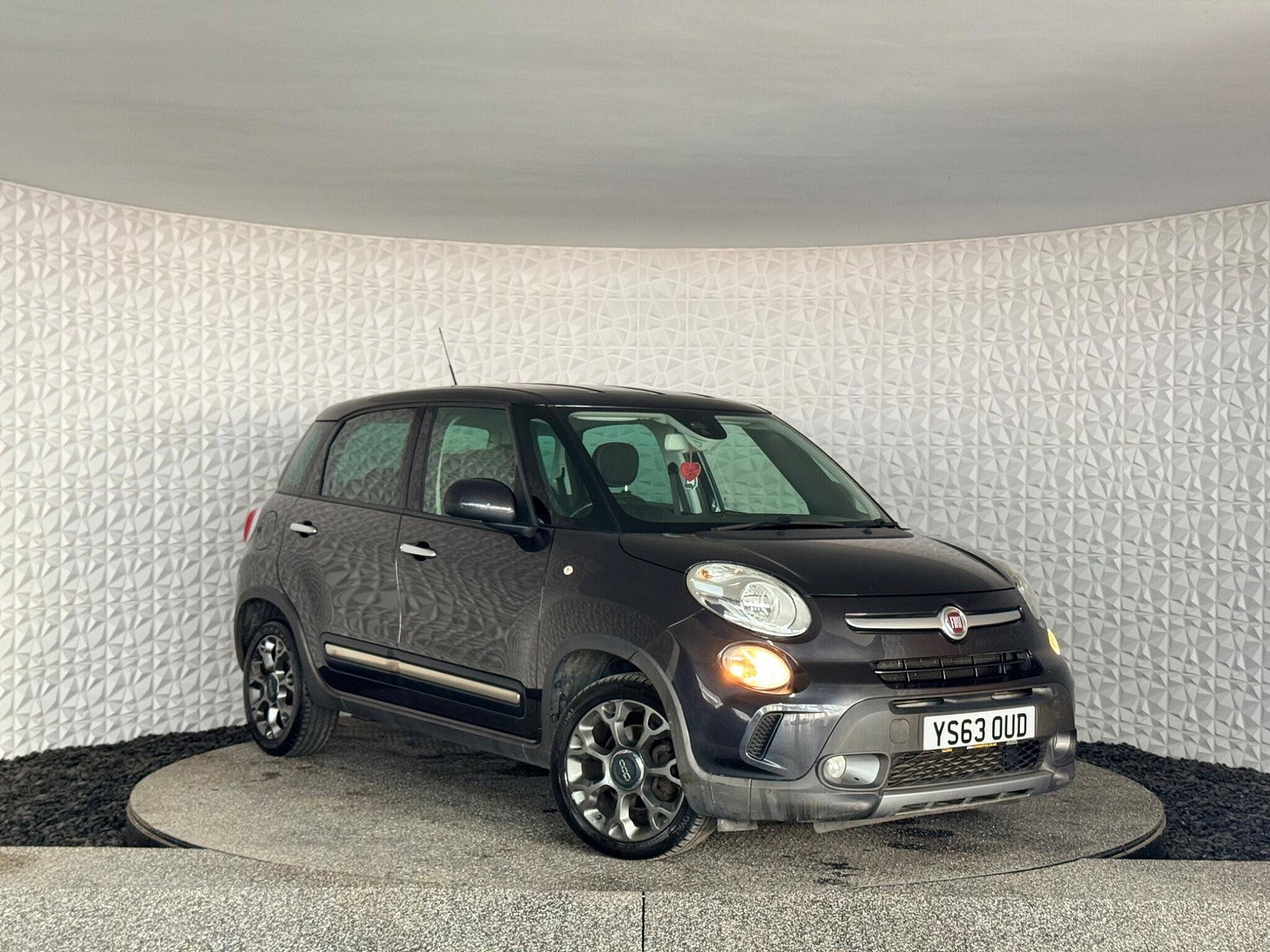 Fiat 500L 1.3 MultiJet Trekking Dualogic Euro 5 (s/s) 5dr 5dr Automatic 2014