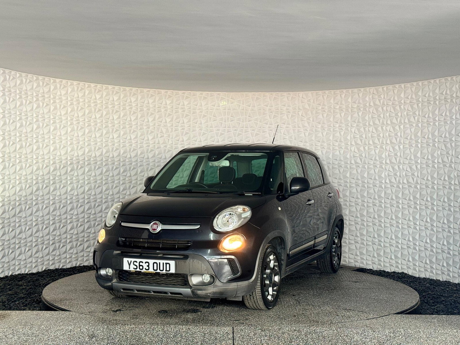Fiat 500L 1.3 MultiJet Trekking Dualogic Euro 5 (s/s) 5dr 5dr Automatic 2014