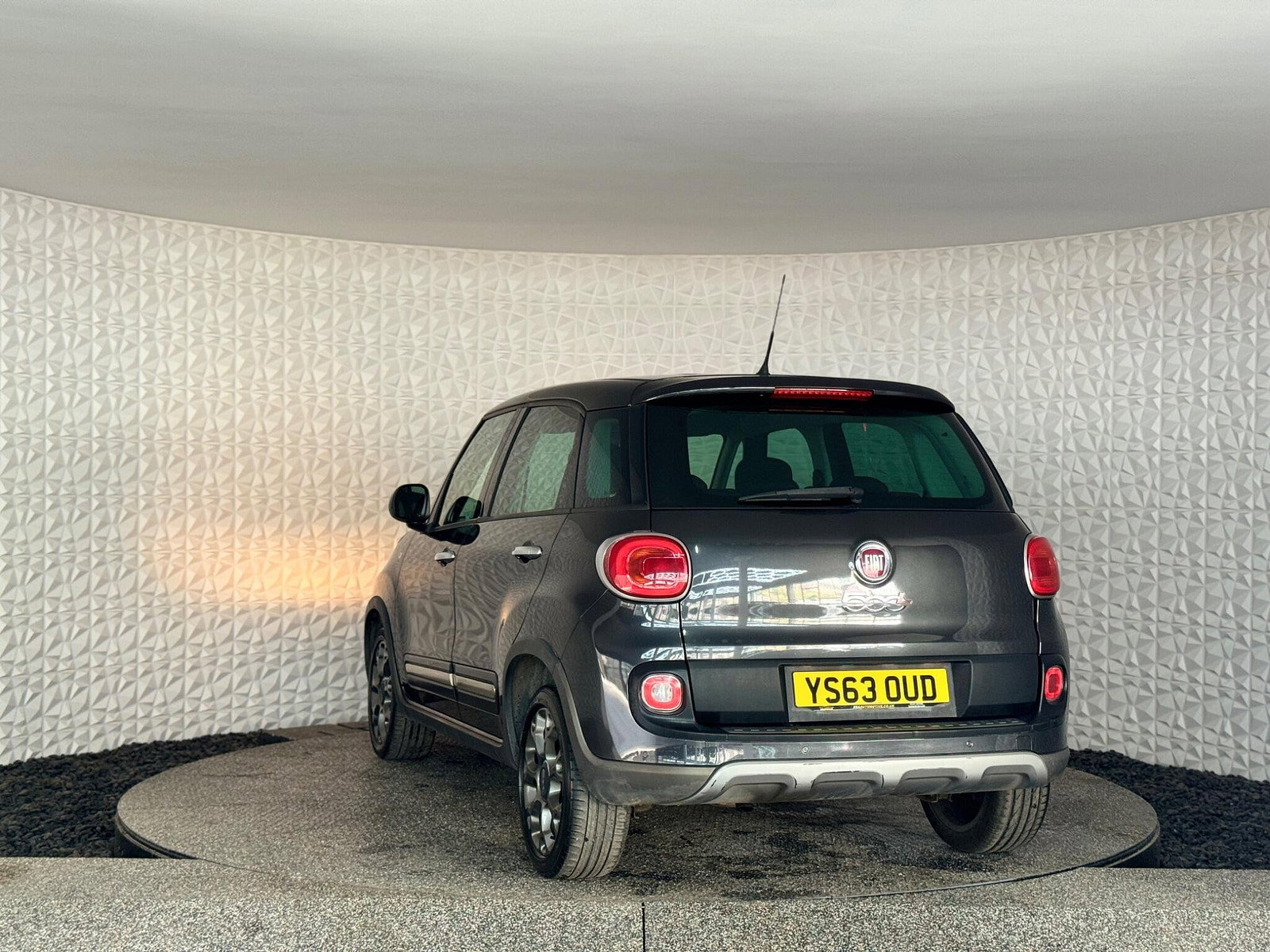 Fiat 500L 1.3 MultiJet Trekking Dualogic Euro 5 (s/s) 5dr 5dr Automatic 2014