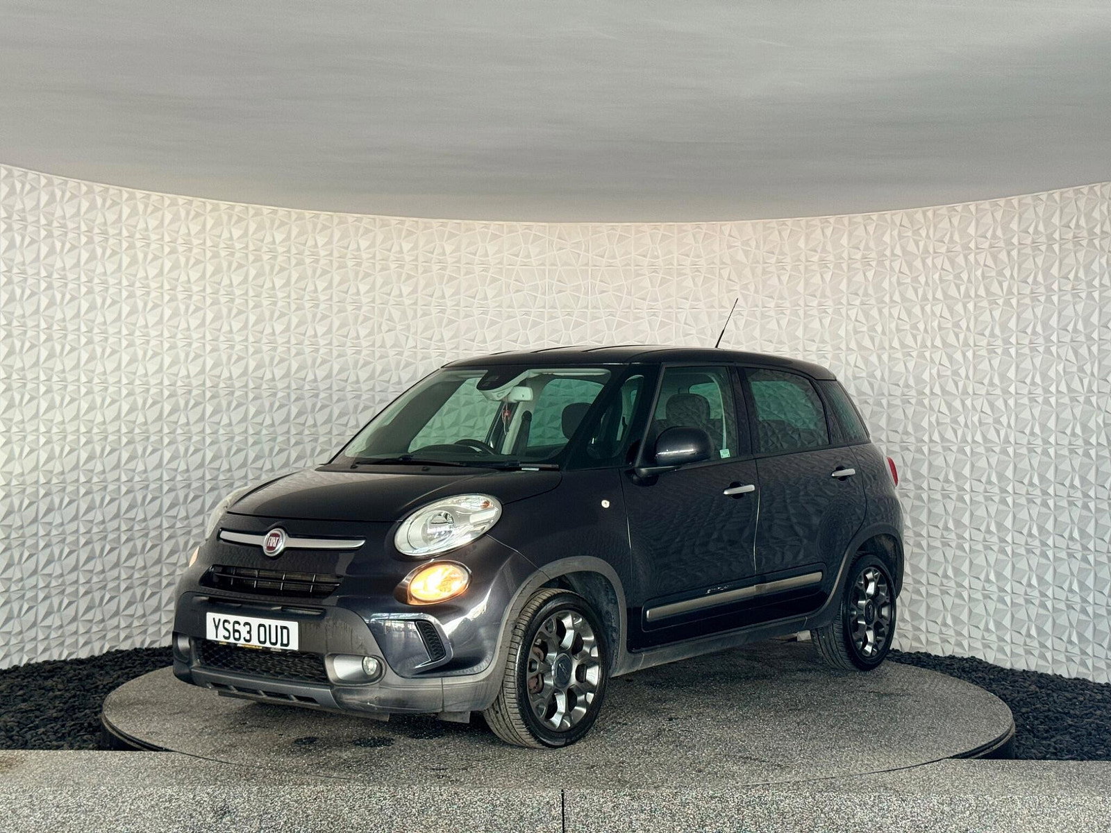 Fiat 500L 1.3 MultiJet Trekking Dualogic Euro 5 (s/s) 5dr 5dr Automatic 2014