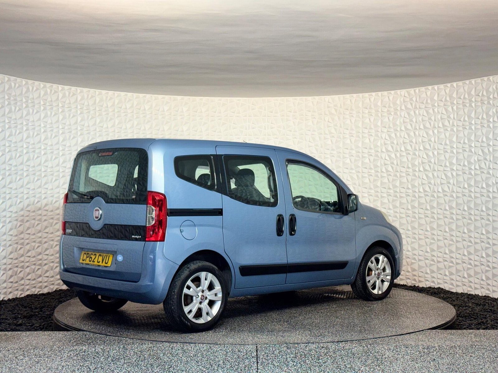 Fiat Qubo 1.3 MultiJet My Life Dualogic Euro 5 (s/s) 5dr 5dr Automatic 2012