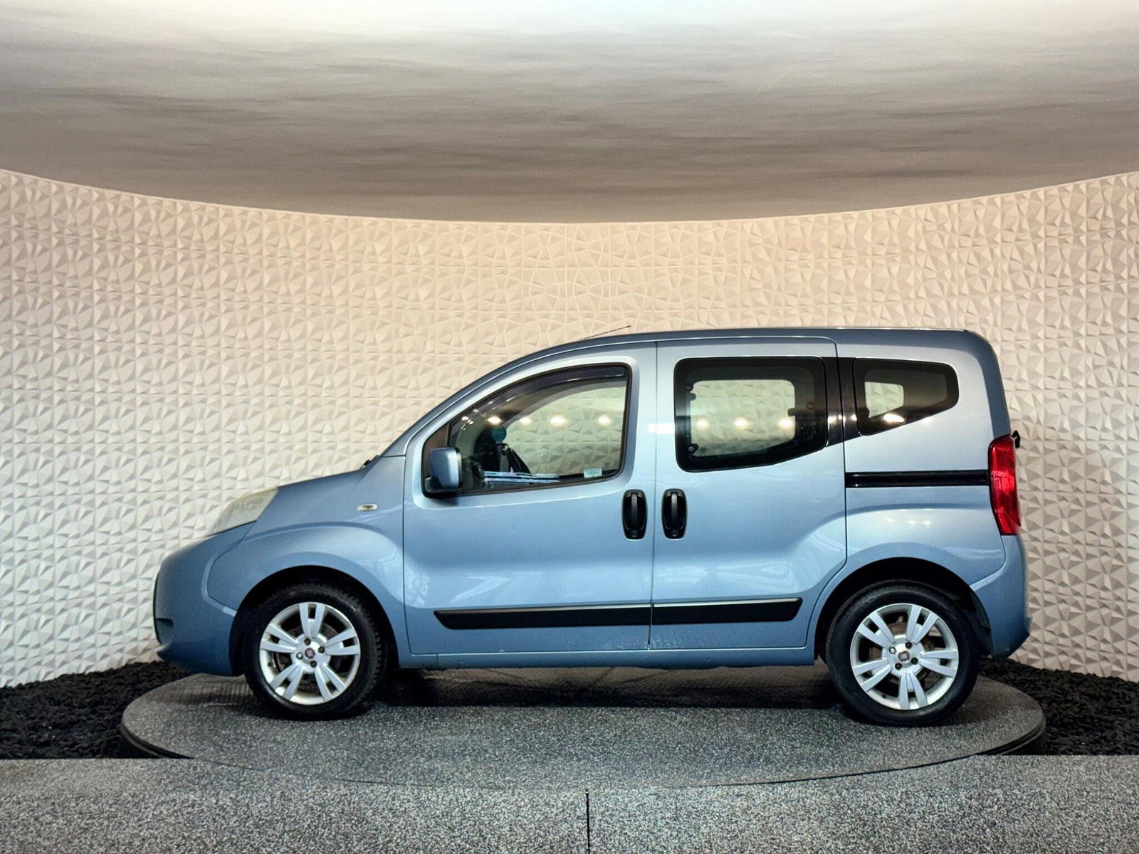 Fiat Qubo 1.3 MultiJet My Life Dualogic Euro 5 (s/s) 5dr 5dr Automatic 2012