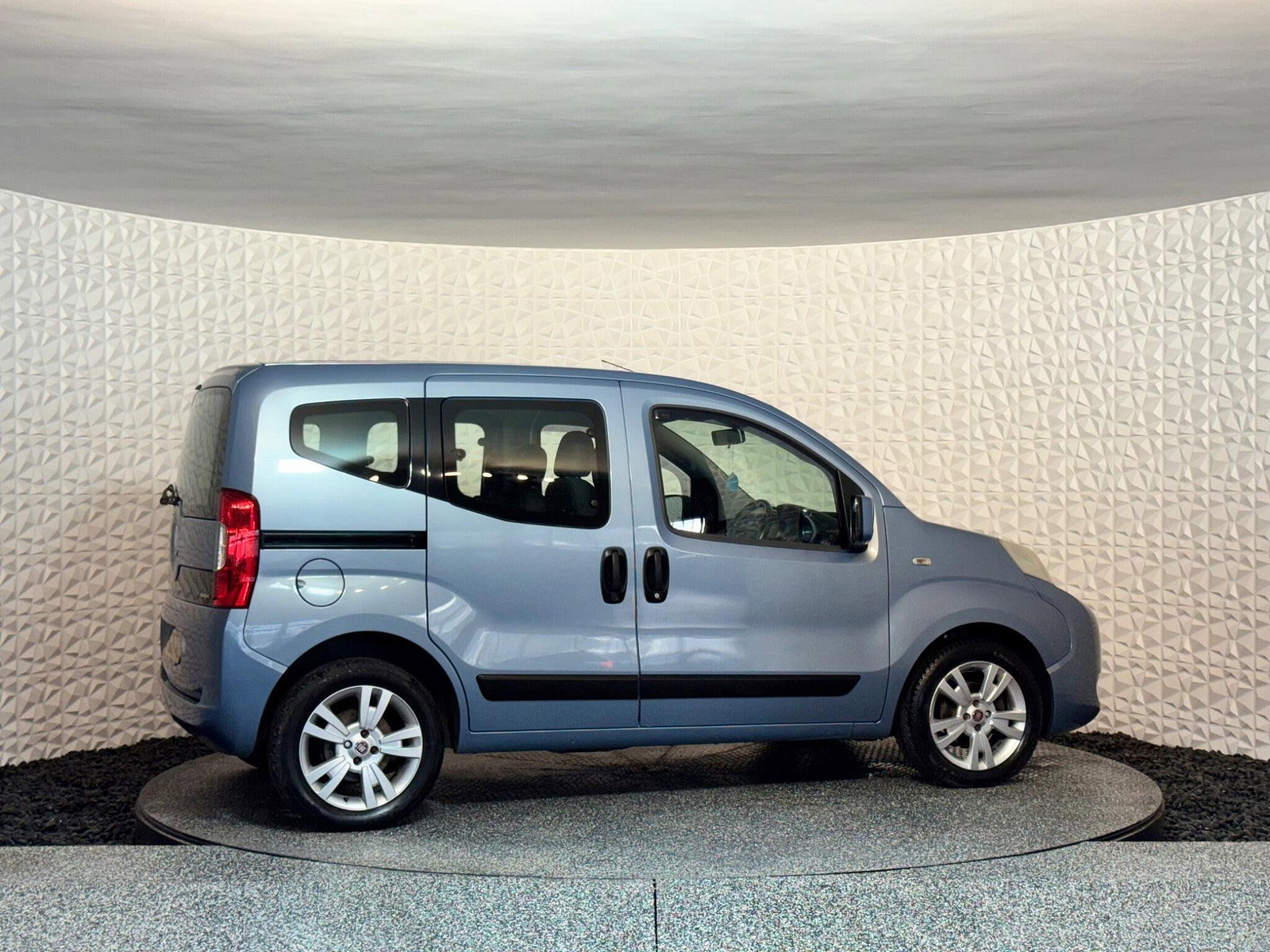 Fiat Qubo 1.3 MultiJet My Life Dualogic Euro 5 (s/s) 5dr 5dr Automatic 2012