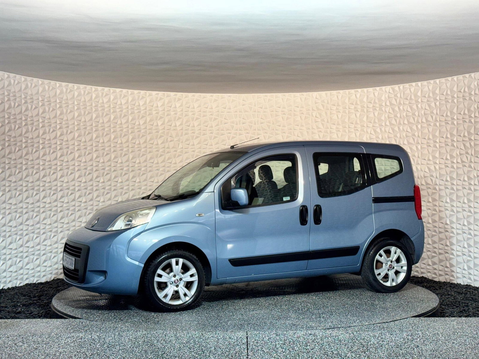Fiat Qubo 1.3 MultiJet My Life Dualogic Euro 5 (s/s) 5dr 5dr Automatic 2012